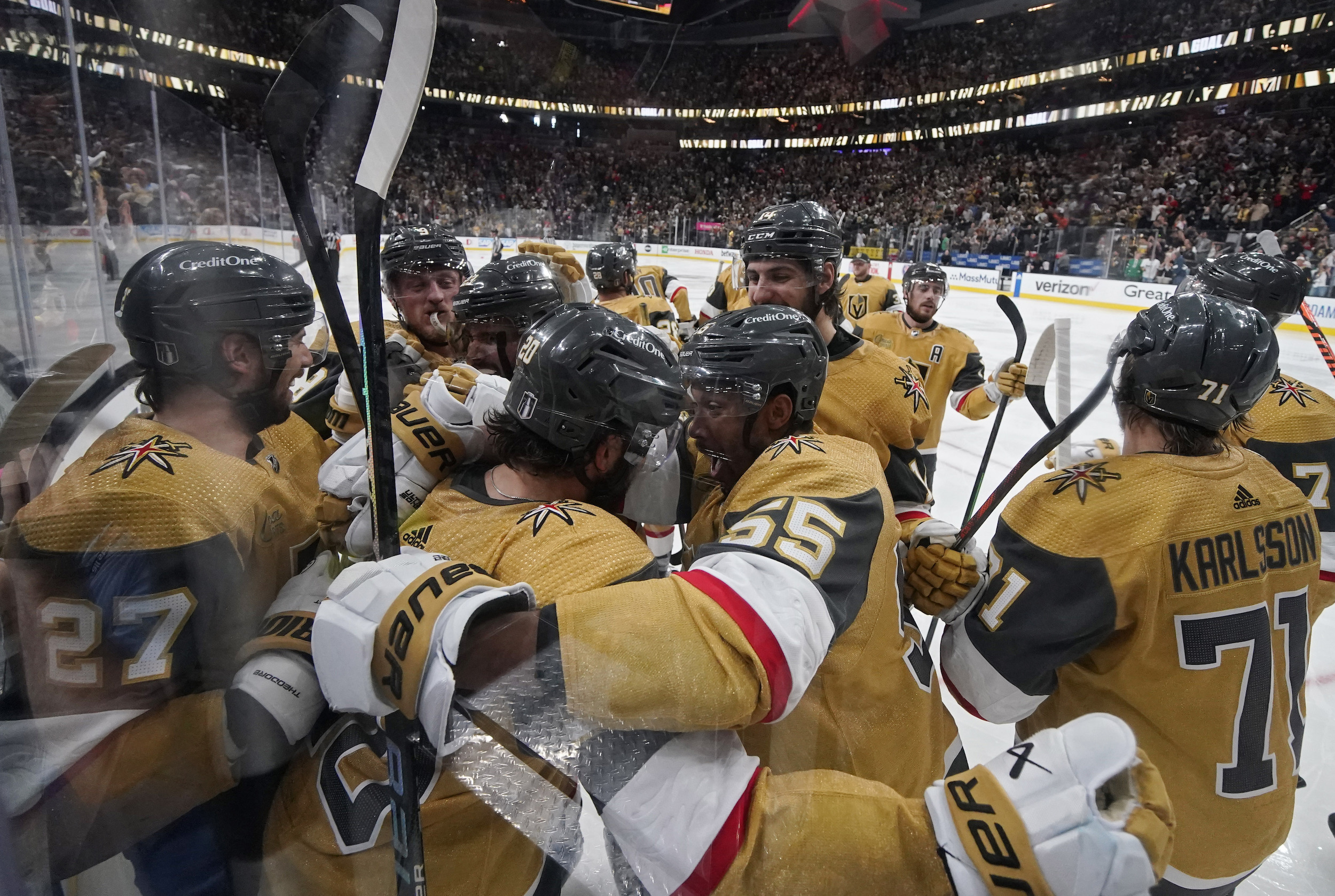 How to Watch the Jets vs. Golden Knights Game: Streaming & TV Info - NHL  Playoffs First Round Game 3