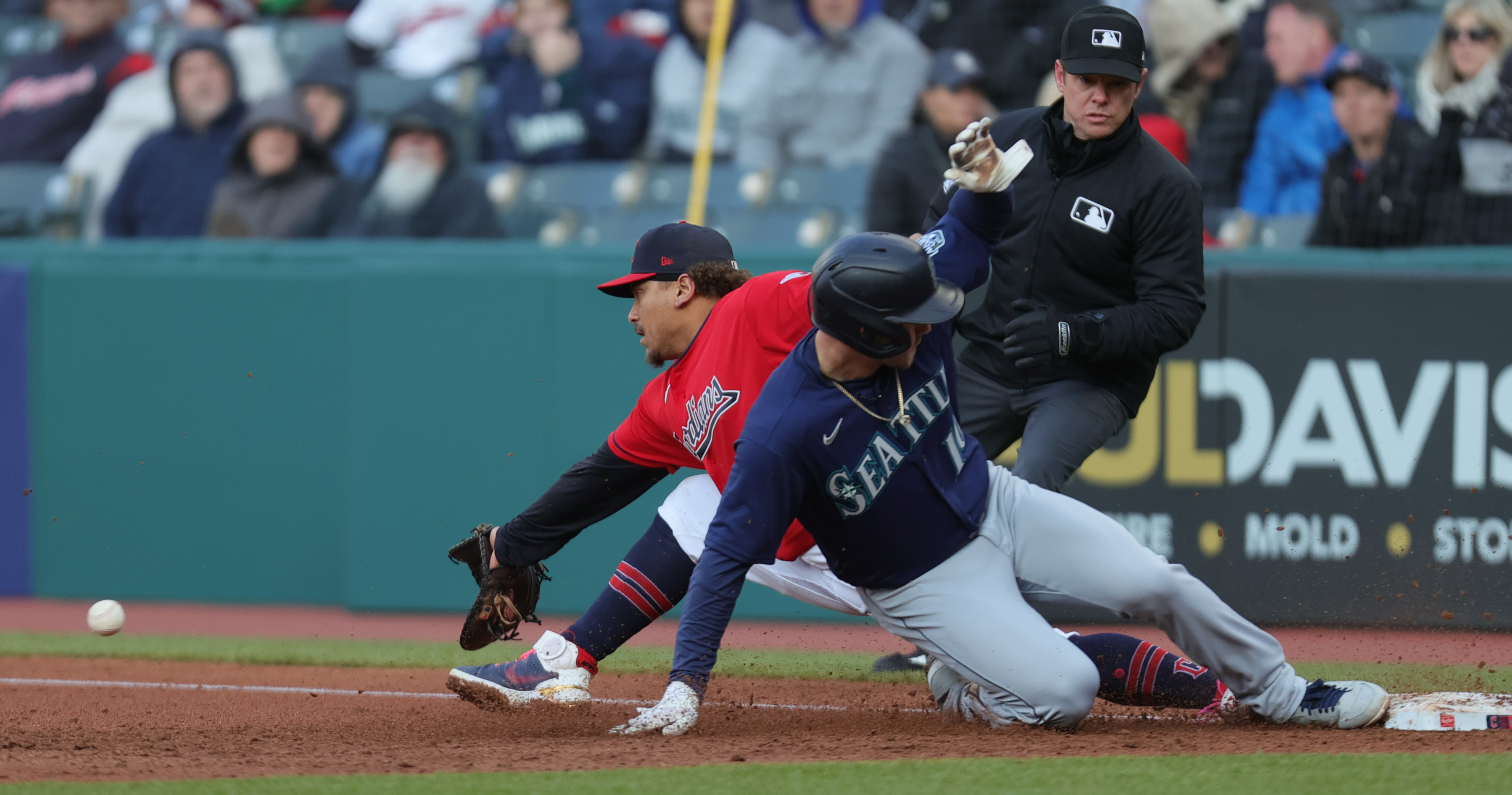 Cleveland Guardians lose to Seattle Mariners, Cal Quantrill struggles