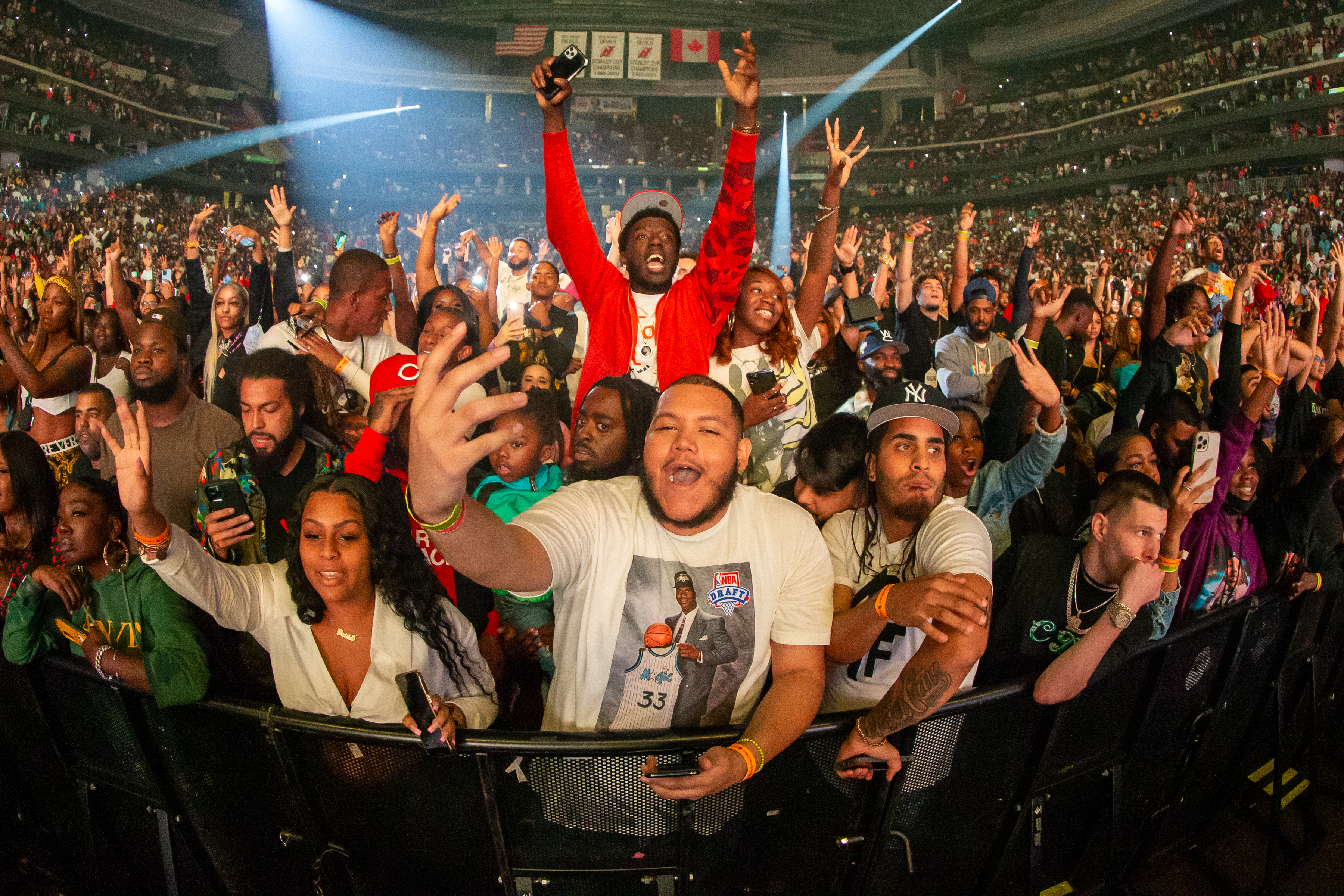 LIL BABY MAKES LA CROWD GO ABSOLUTELY INSANE @ DIRECTV Super Bowl Party w/  MaximBet 2022 