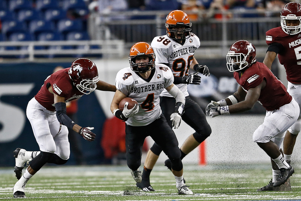 DJ LeMahieu (2007) Gives back to the Brother Rice Baseball Program in a Big  Way