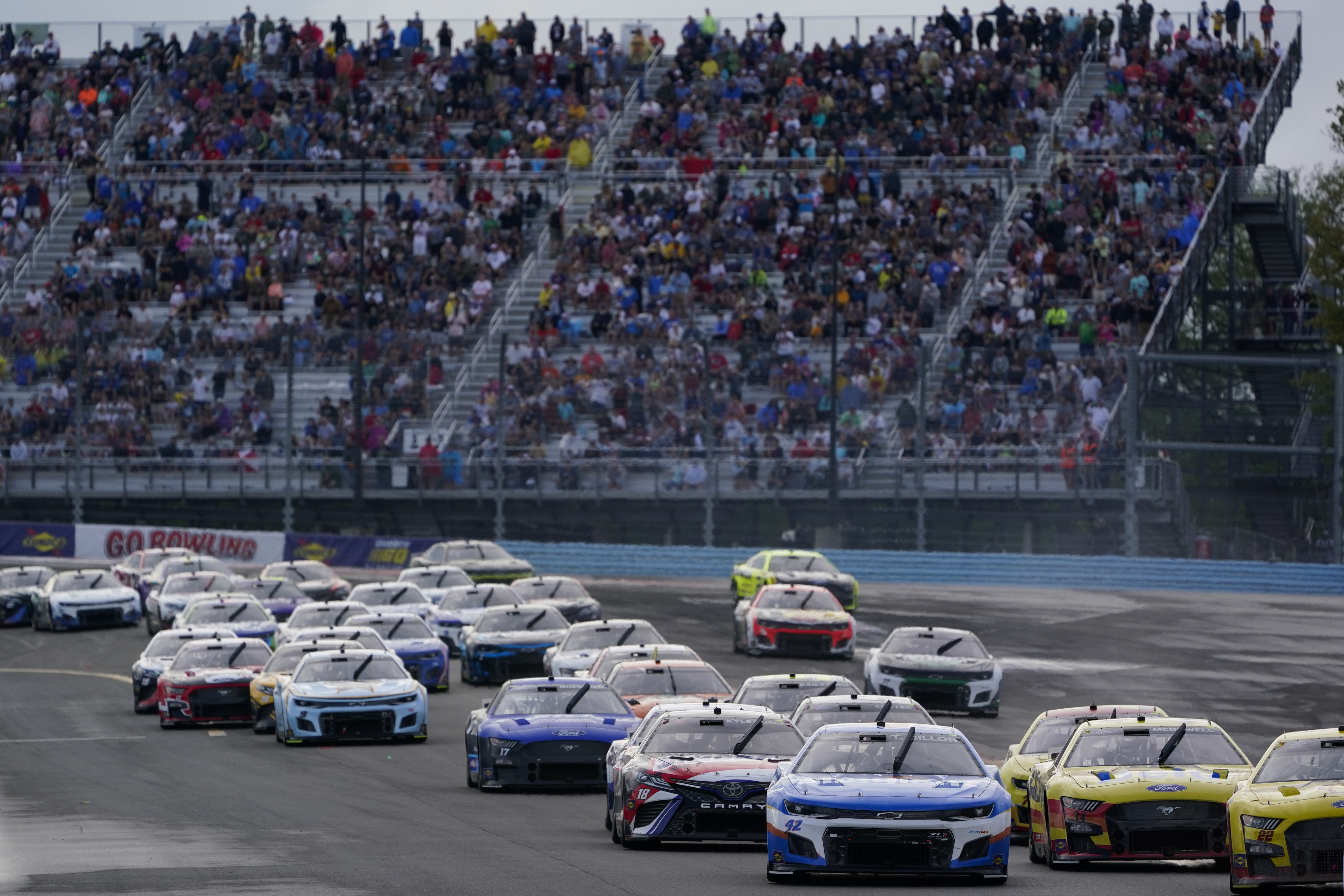 NASCAR live stream: Start time, TV channel, live stream for YellaWood 500  Cup Series race - DraftKings Network