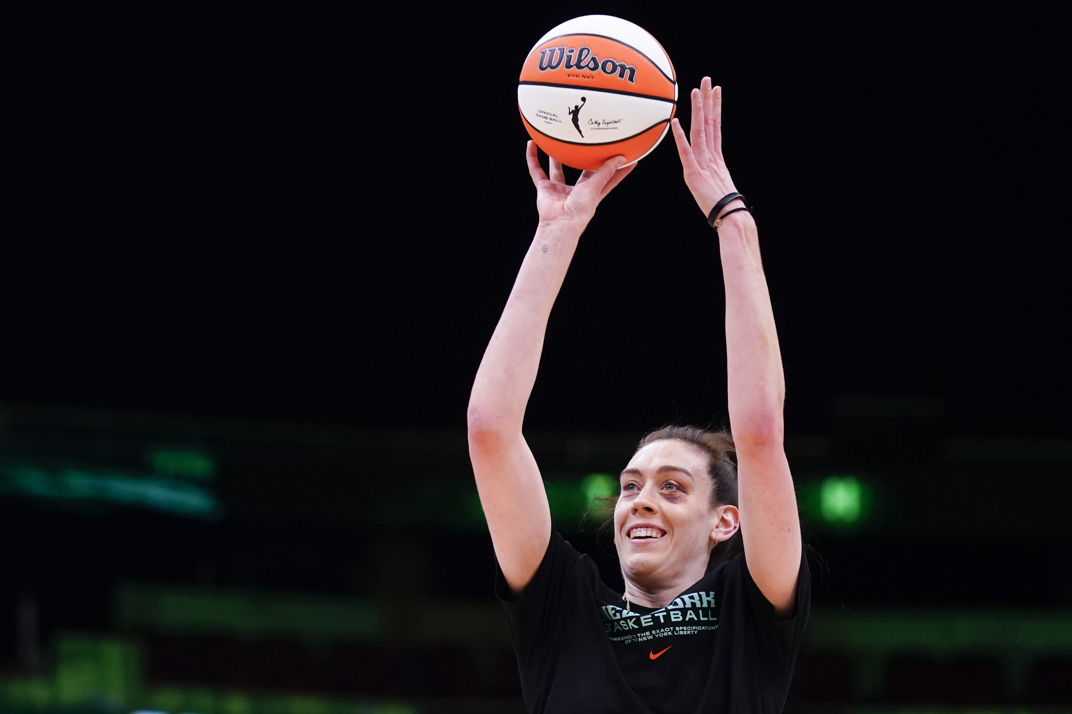 New York Liberty vs. Connecticut Sun: WNBA Playoffs Semifinals