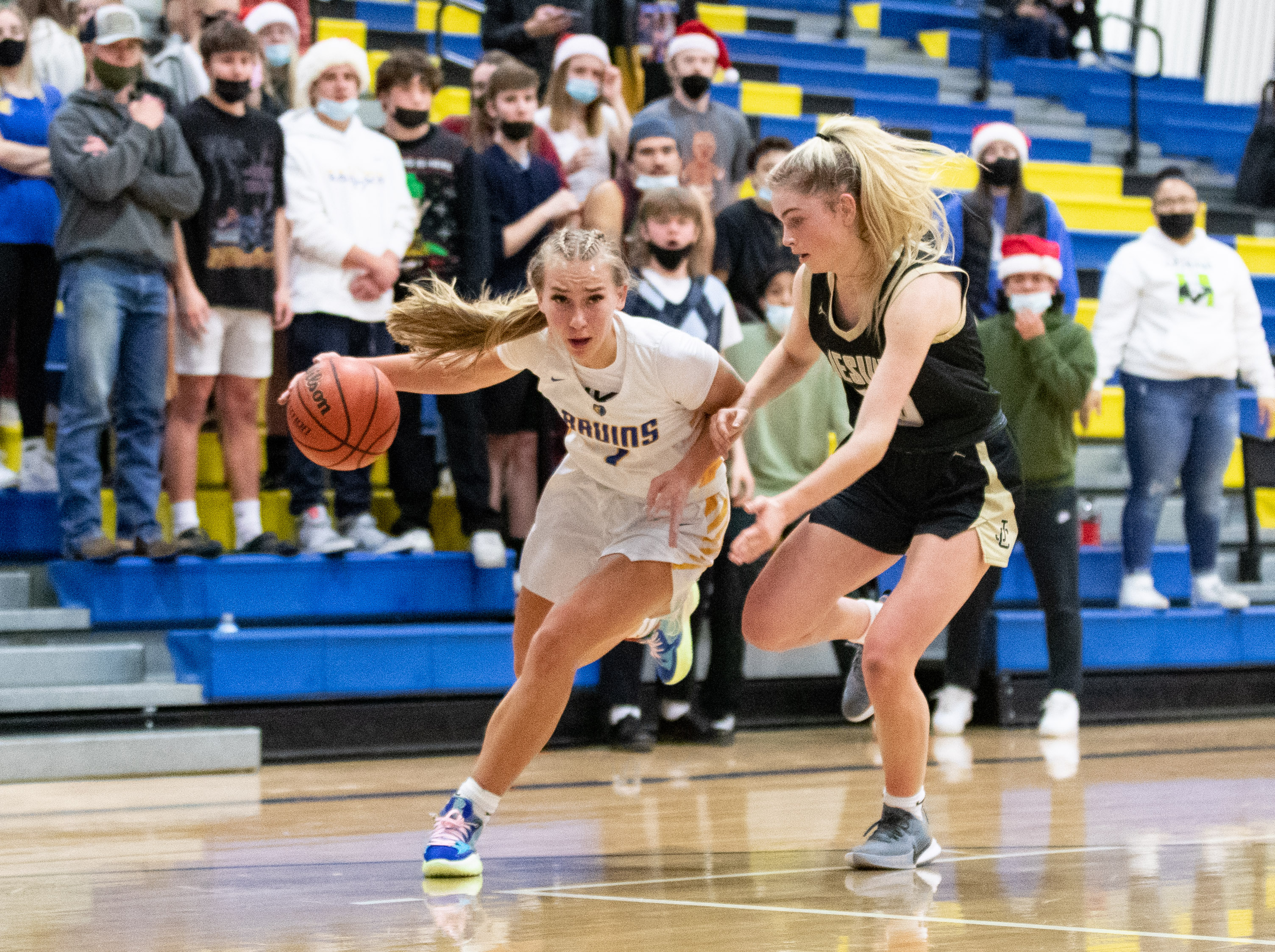 OSAA 6A girls basketball: Jesuit vs Barlow 