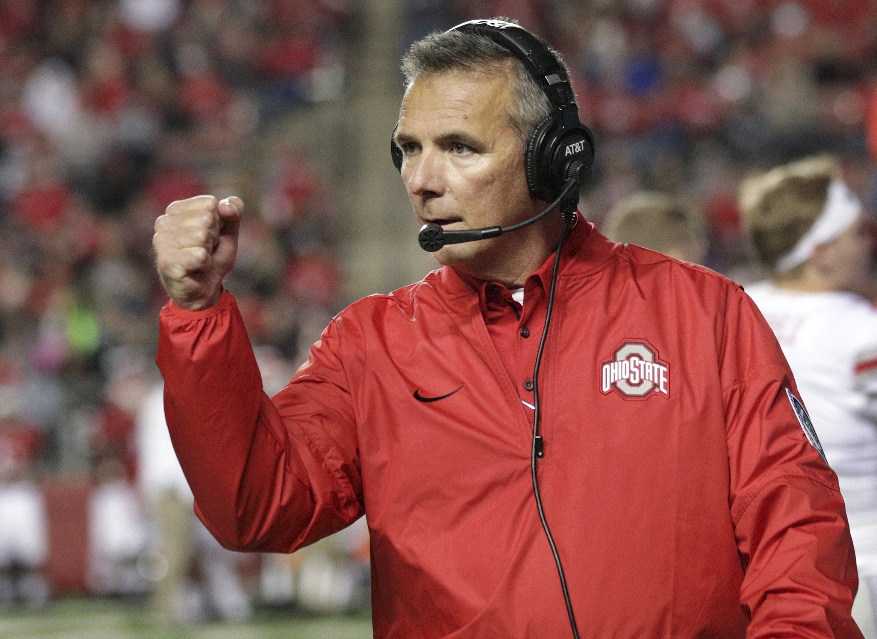 Urban Meyer returns to coaching, jumps to NFL with hiring by