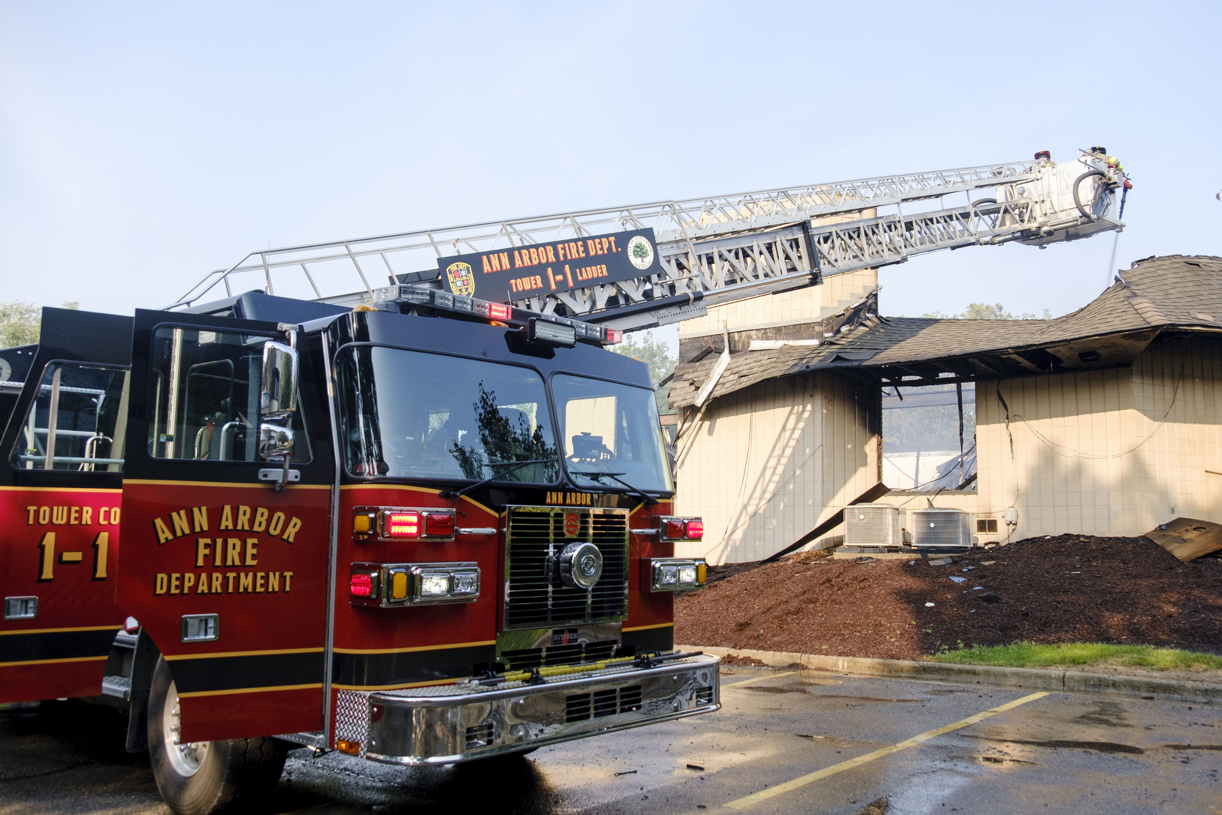 Morning fire destroys clubhouse at Hidden Valley Club Apartments in Ann ...