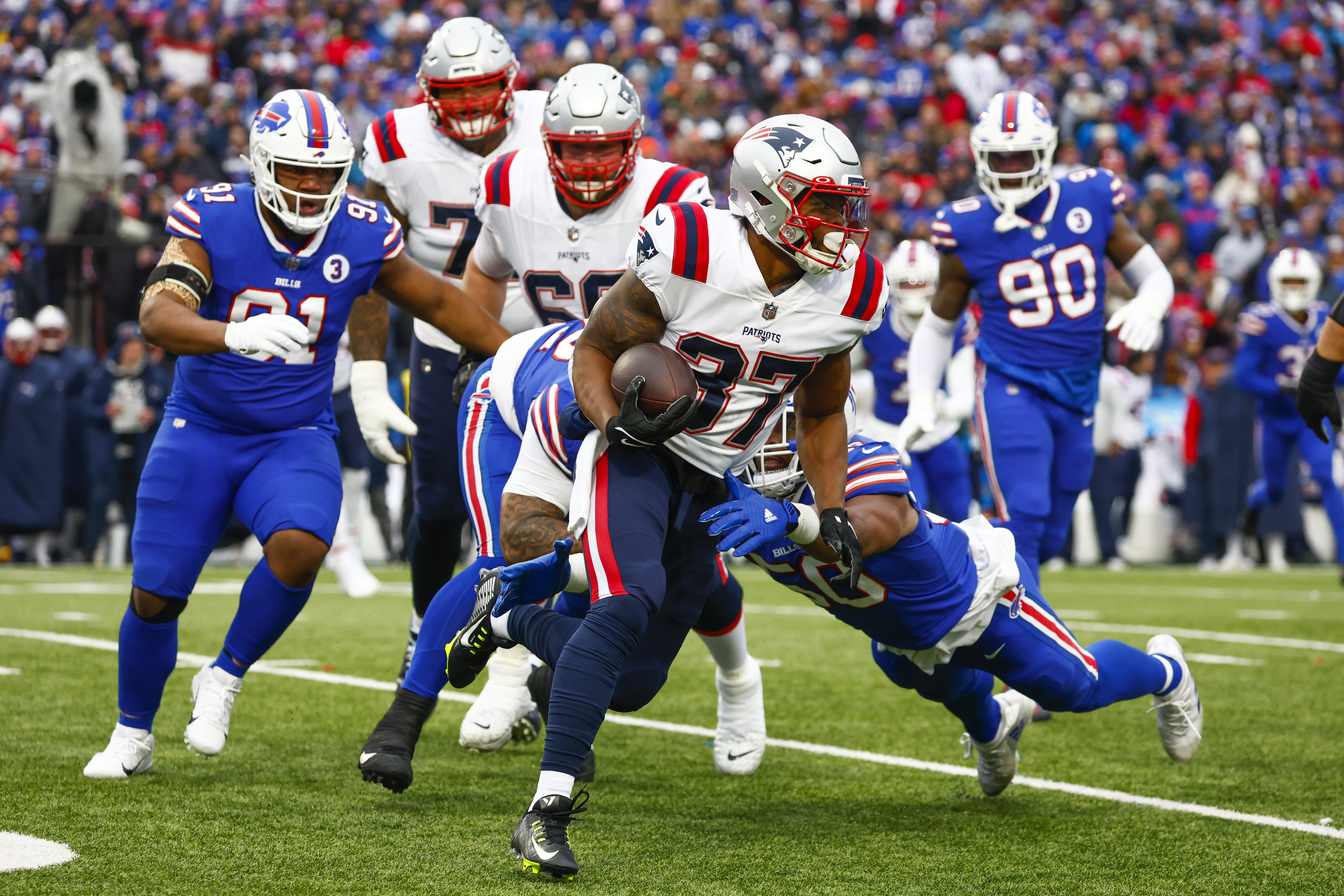 Buffalo Bills running back Damien Harris has full movement after