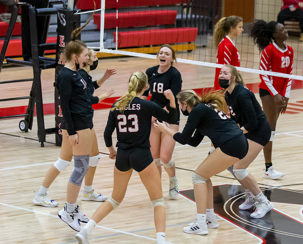 Cumberland Valley defeats Wilson 3-1 in District 3-4A girls high school ...