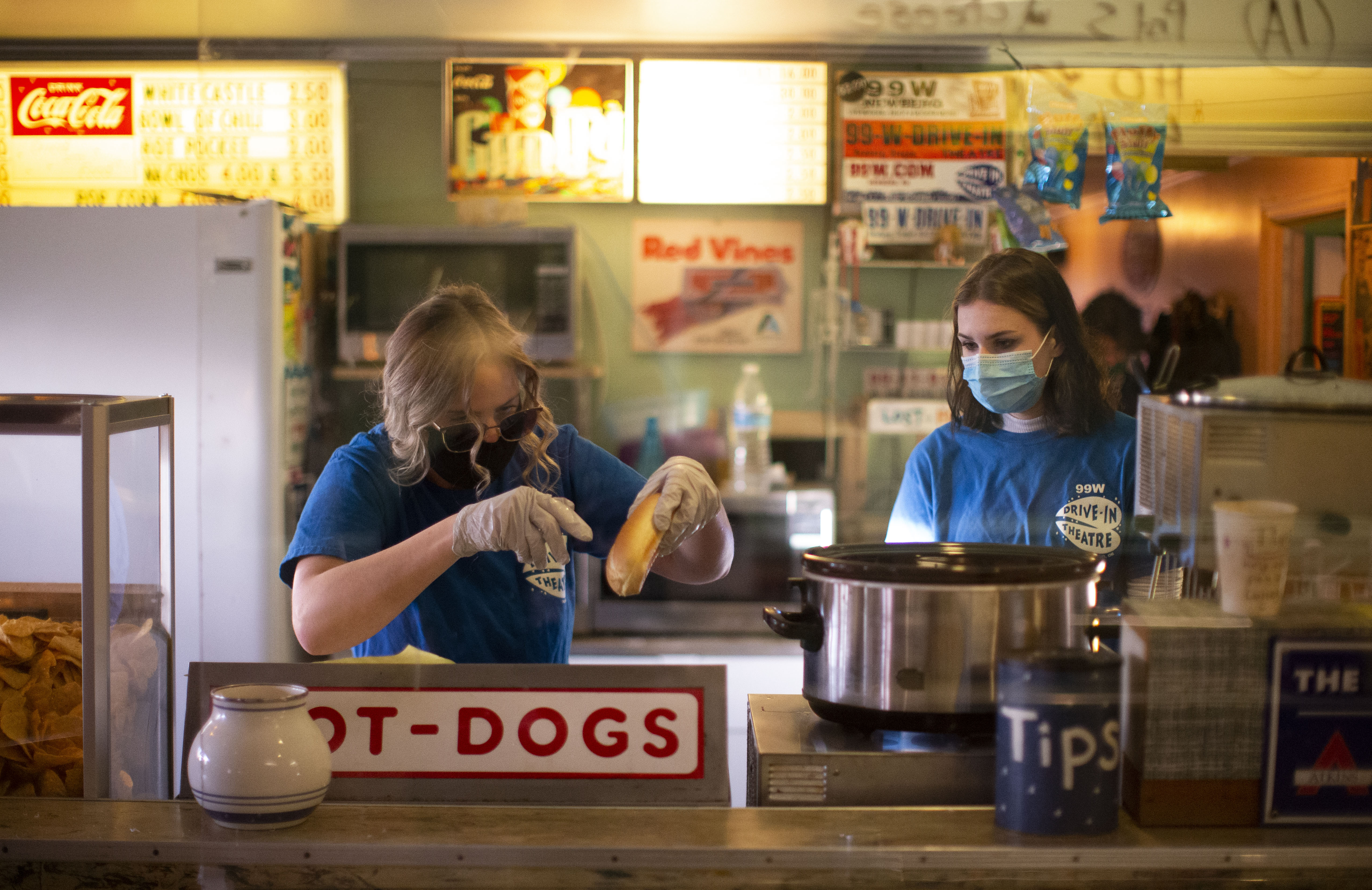 Newberg's 99W Drive-In opens amid coronavirus pandemic - oregonlive.com