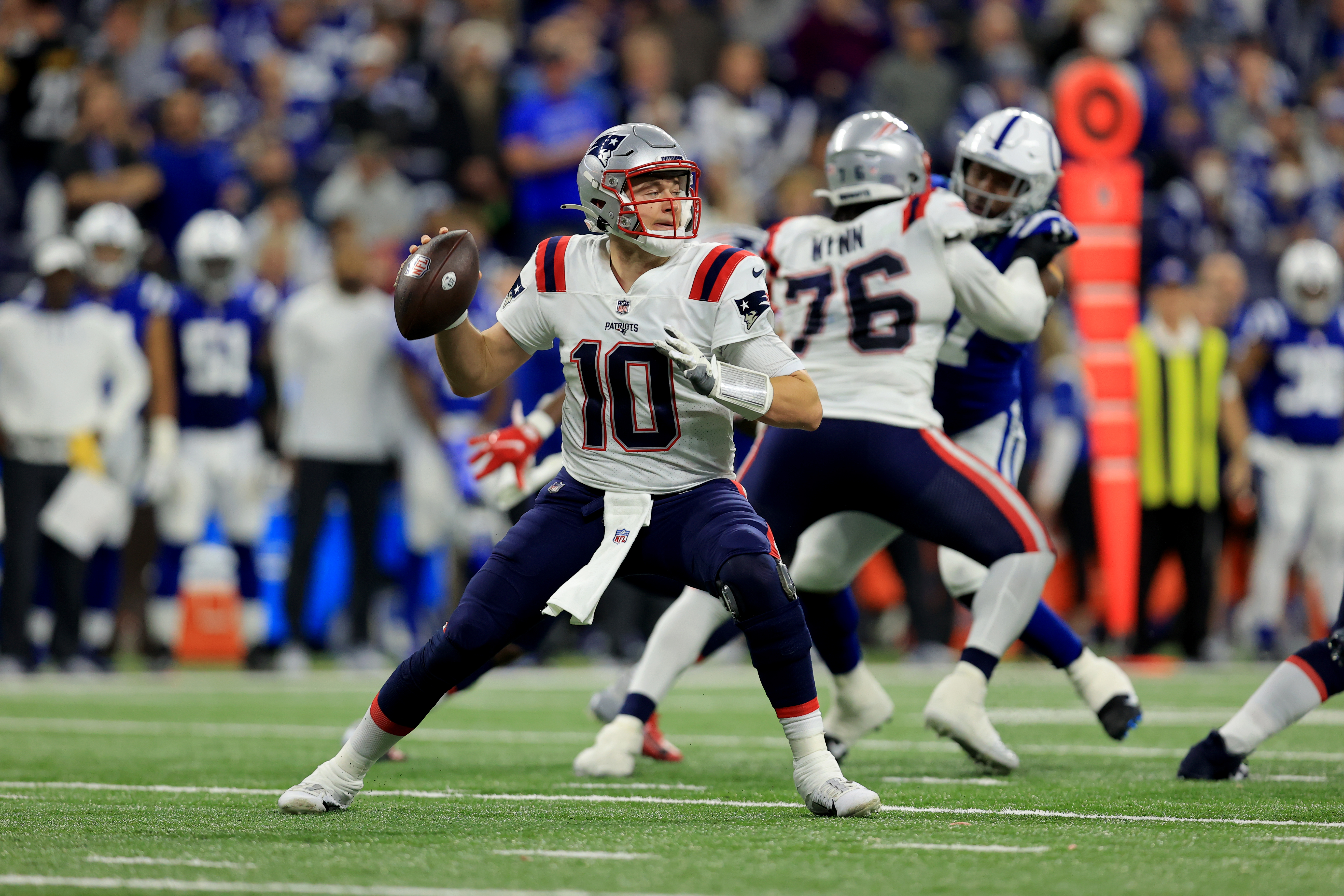 Patriots and Colts set to battle on Sunday night