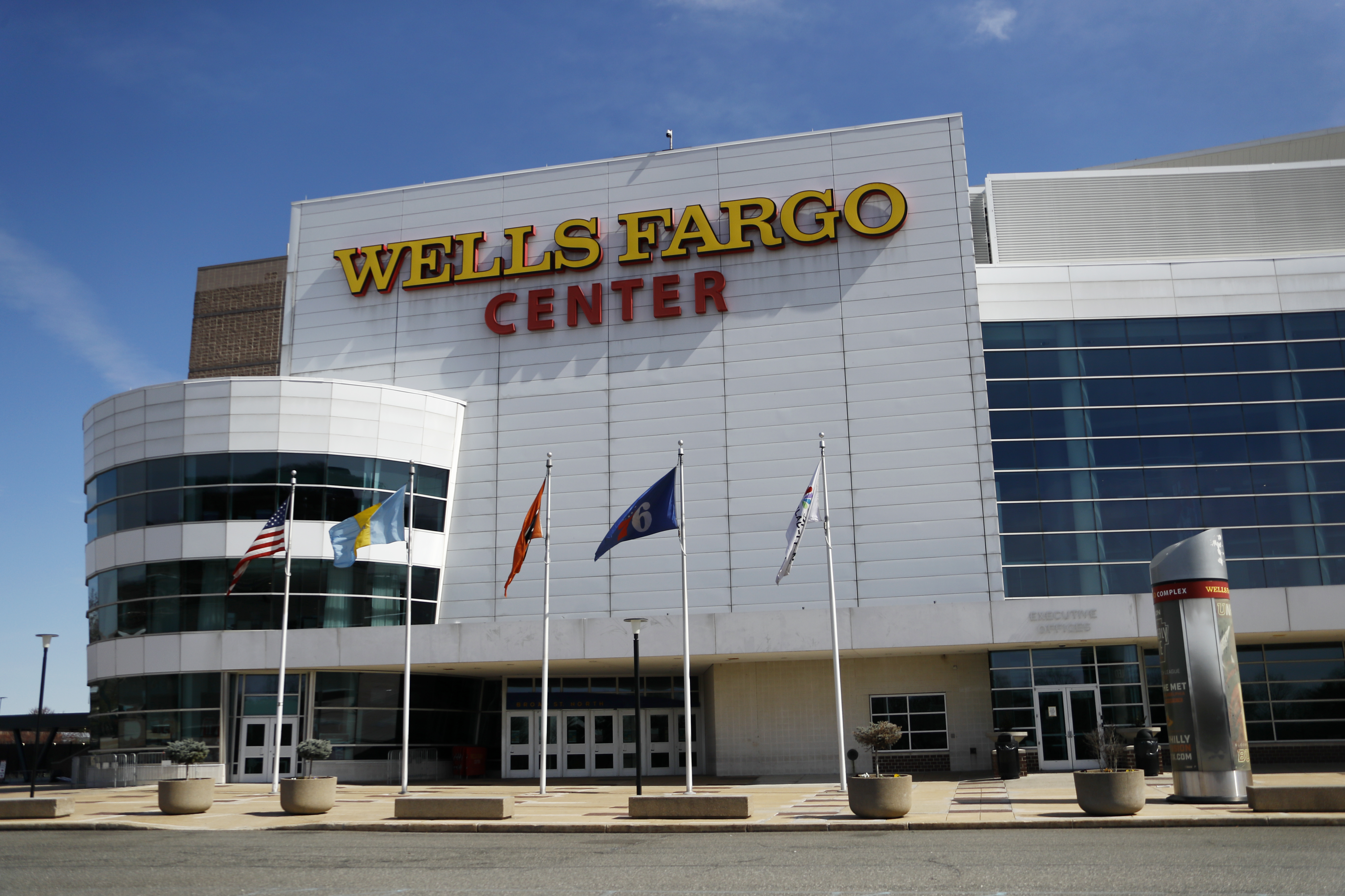 Wells Fargo Center reserved all lots for Flyers game tomorrow and