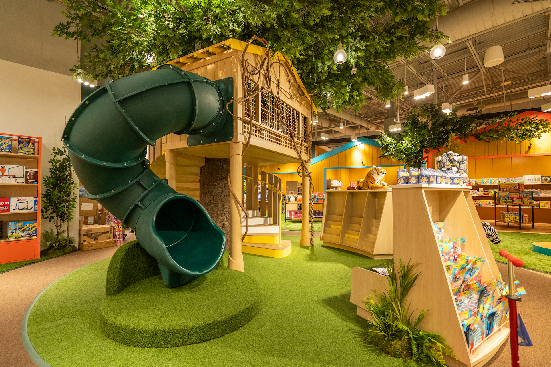 Garden State Plaza's New Food Court and Playspace Will Make Kids LOVE the  Mall (dedicated)