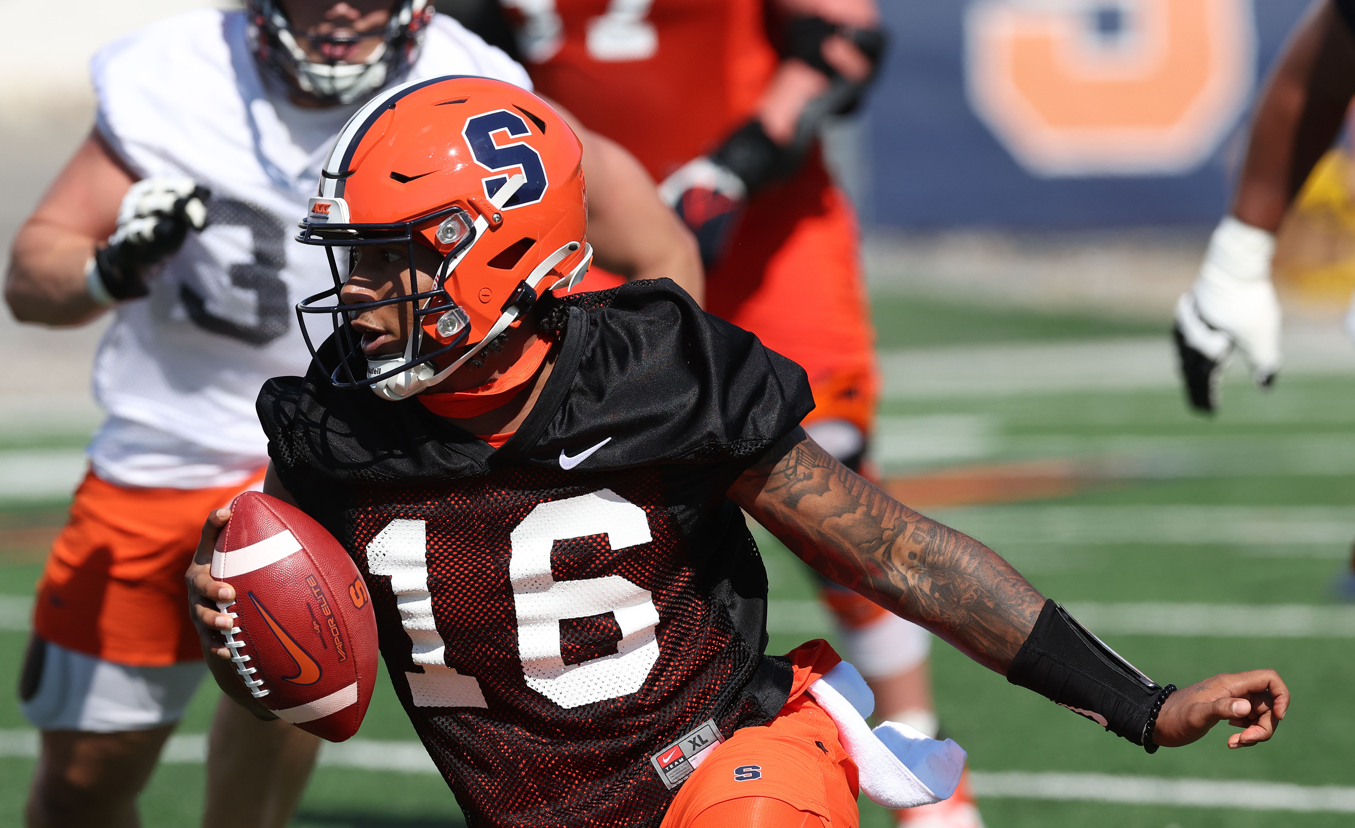 Oronde Gadsden named Phil Steele 2023 Preseason All-American; 5 SU players  make All-ACC teams 