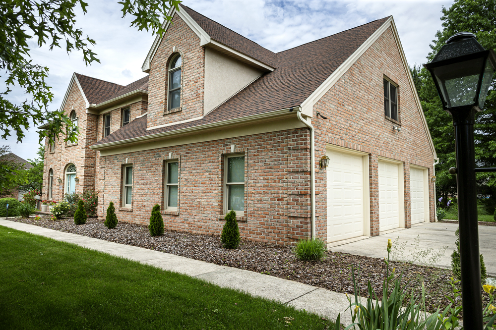 1340 Brittany Drive Cool Spaces