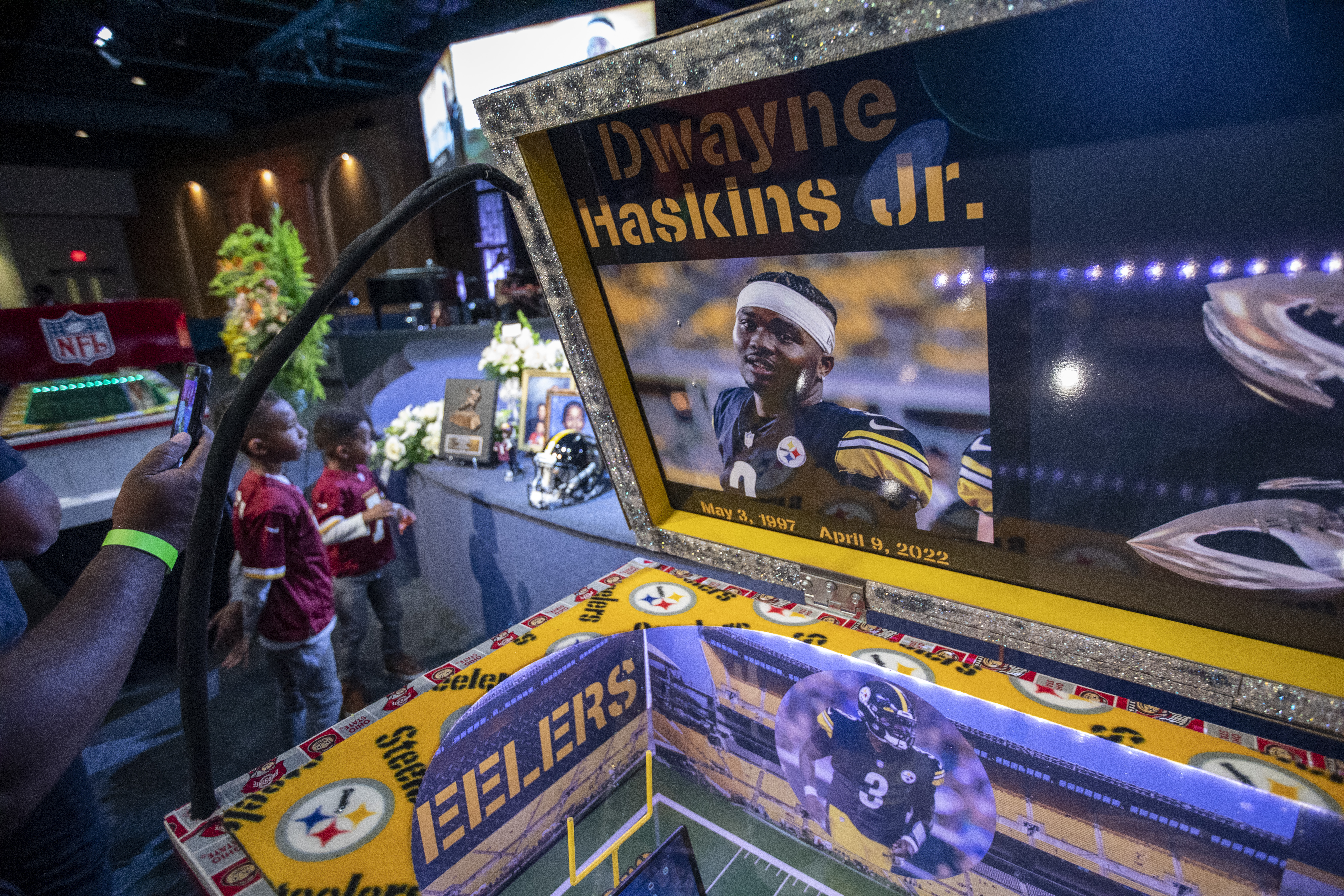 Dwayne Haskins' High School Retires His Jersey - Steelers Depot