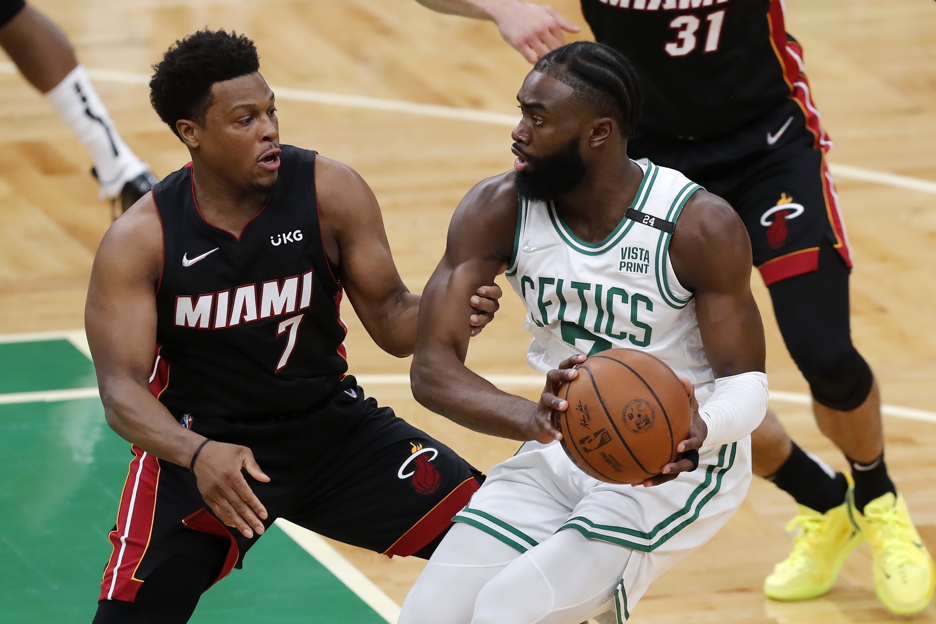Celtics, Heat walk off court during warmups, decide to play game