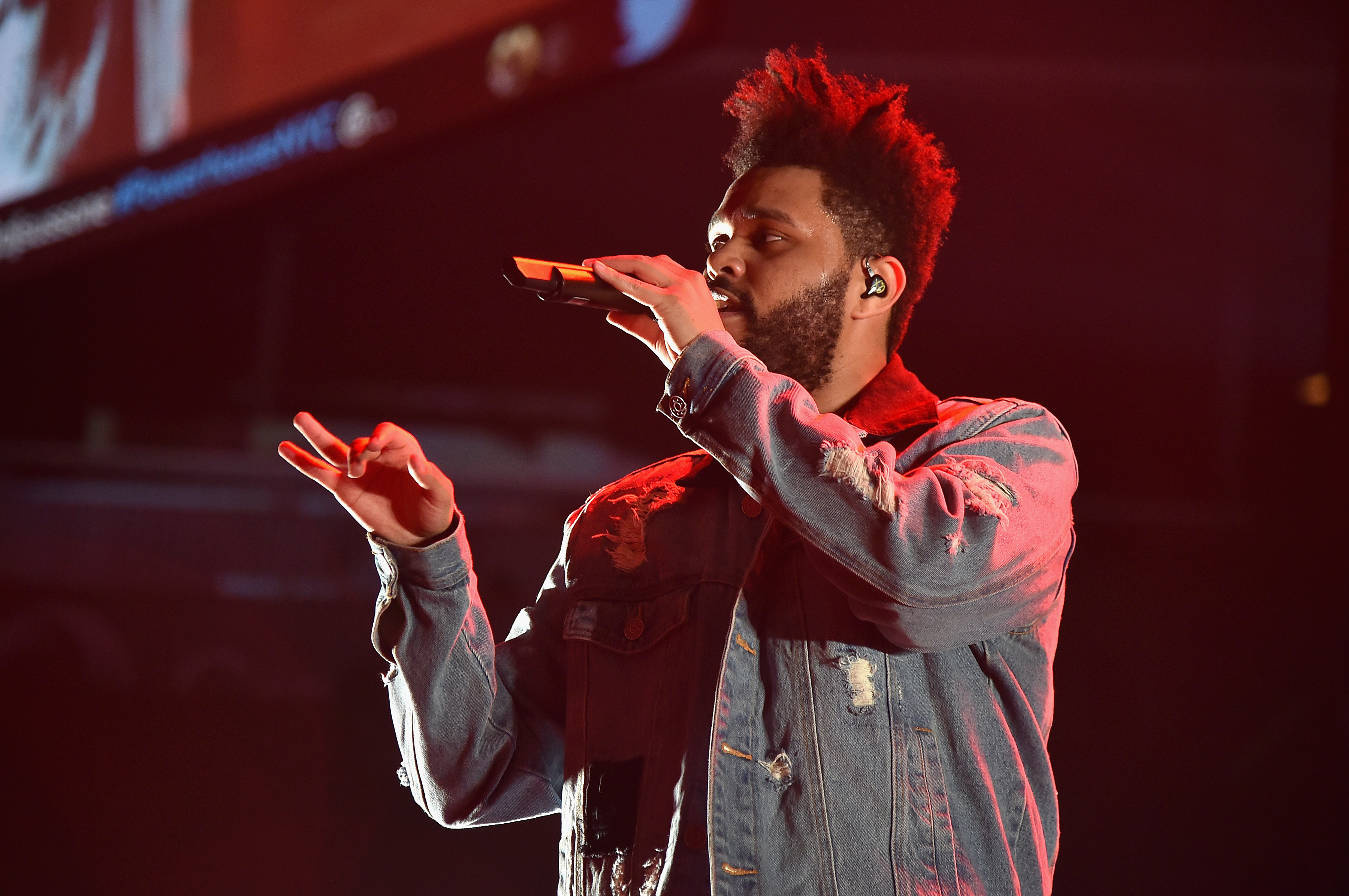 How to Watch The Weeknd's Super Bowl 2021 Halftime Show - TV Guide