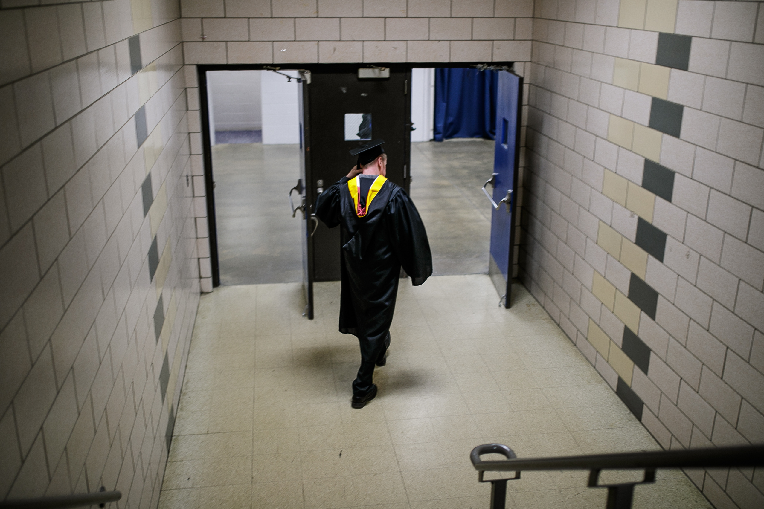Nearly 400 graduates celebrate as Mott Community College hosts in ...