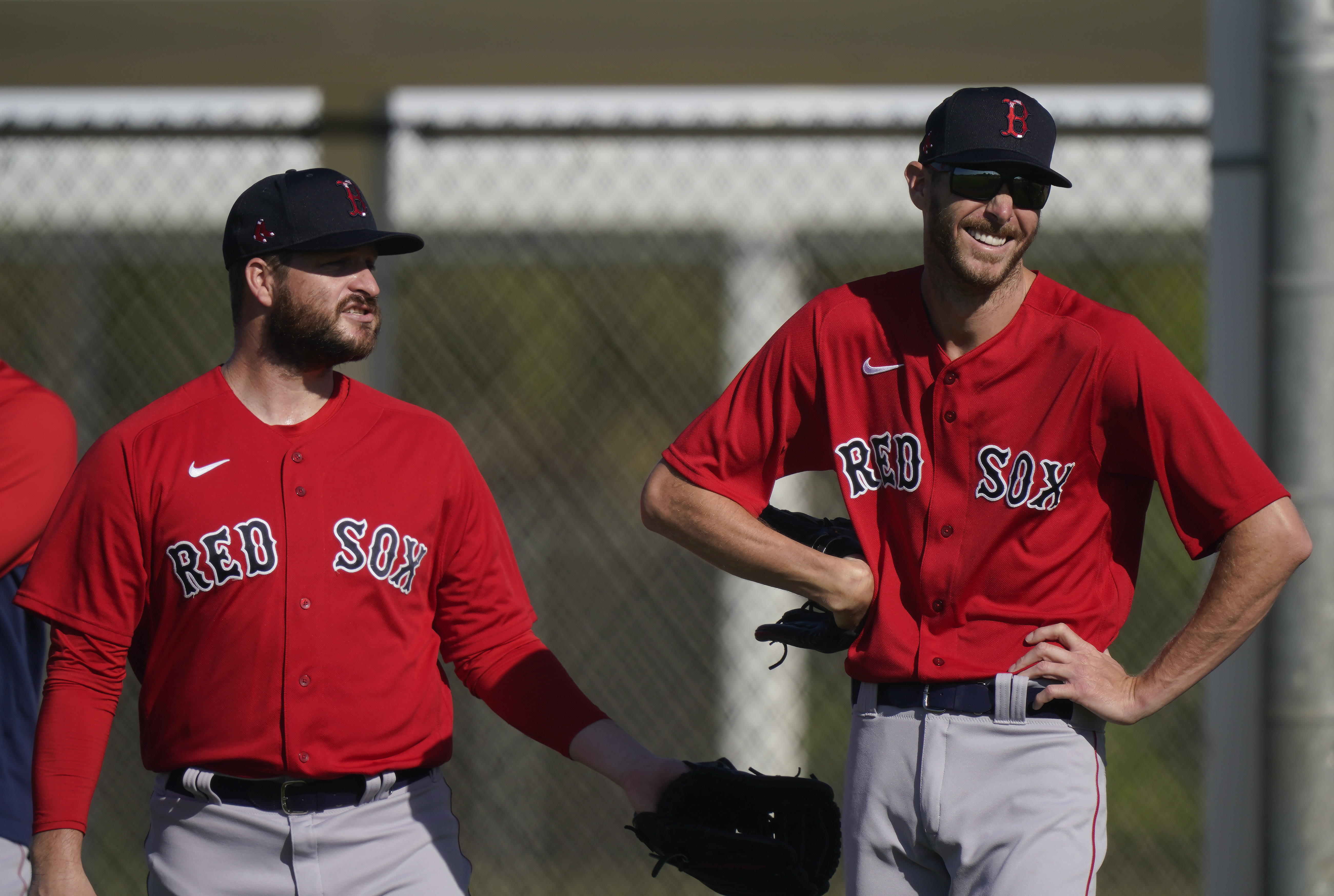 Chris Sale, Boston Red Sox ace, getting close to throwing off mound, will  continue rehab in Fort Myers: 'He feels great,' Alex Cora says 