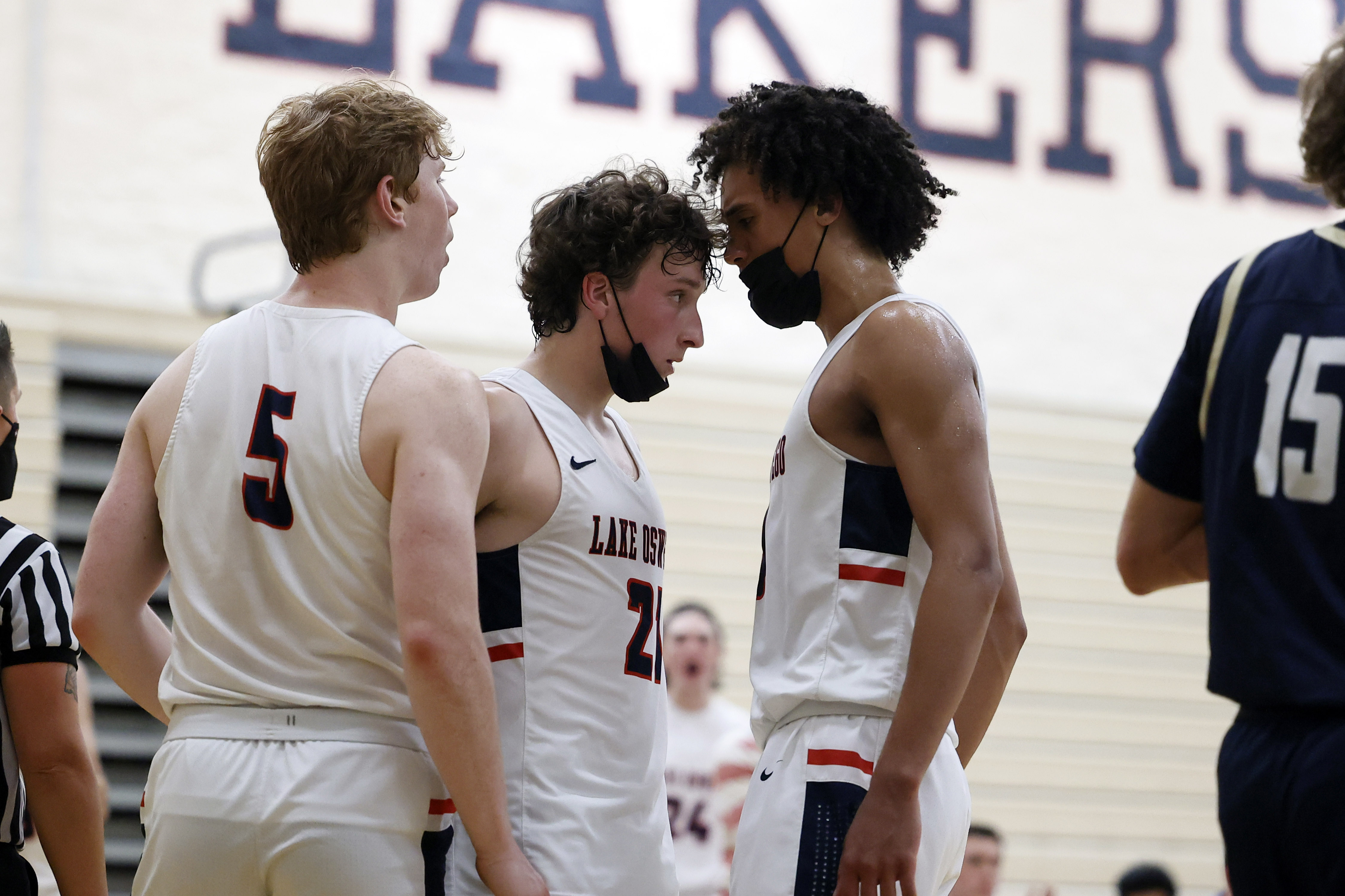 CanbyLake Oswego boys basketball