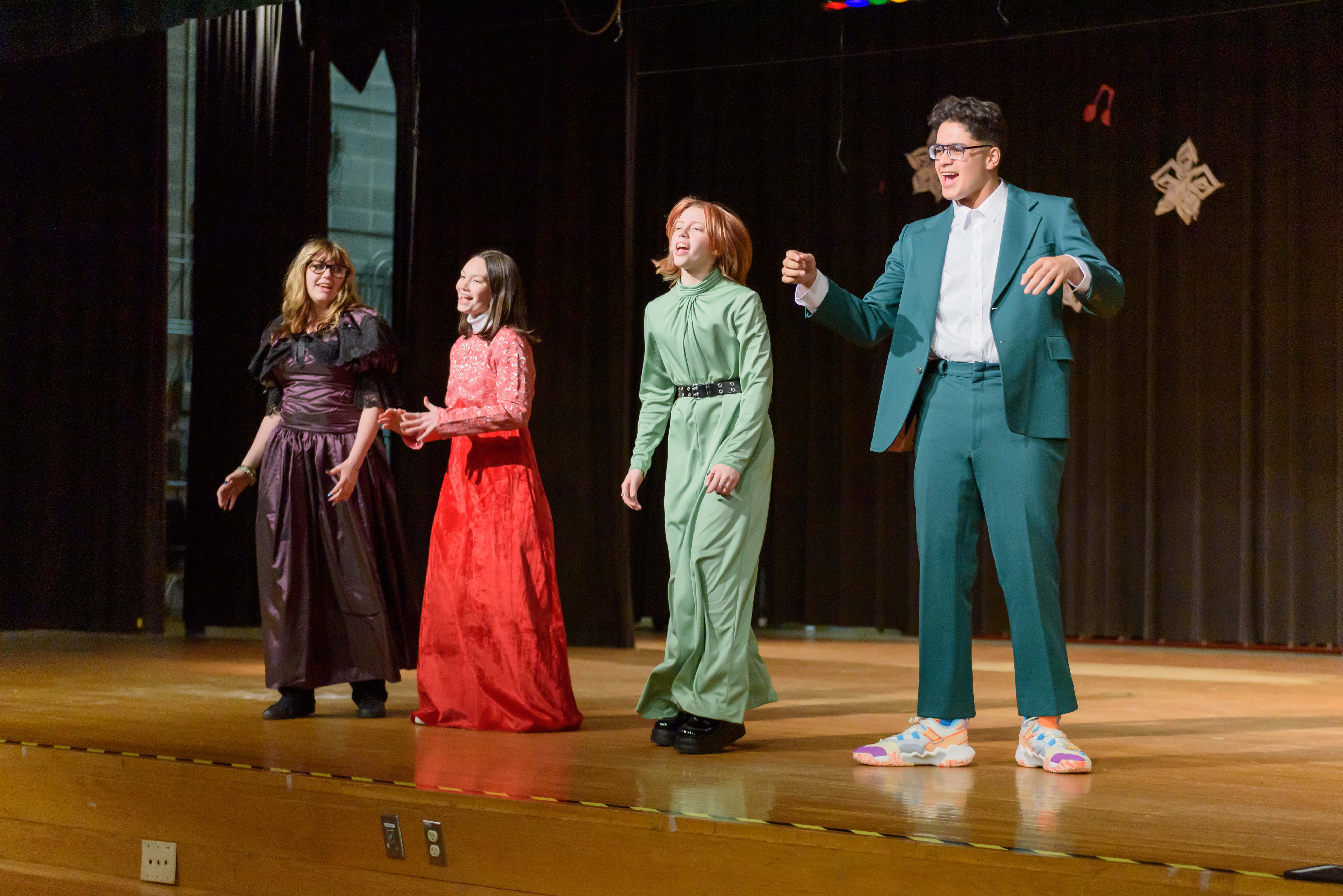 westfield-high-school-drama-club-is-back-from-hiatus-with-cabaret-new