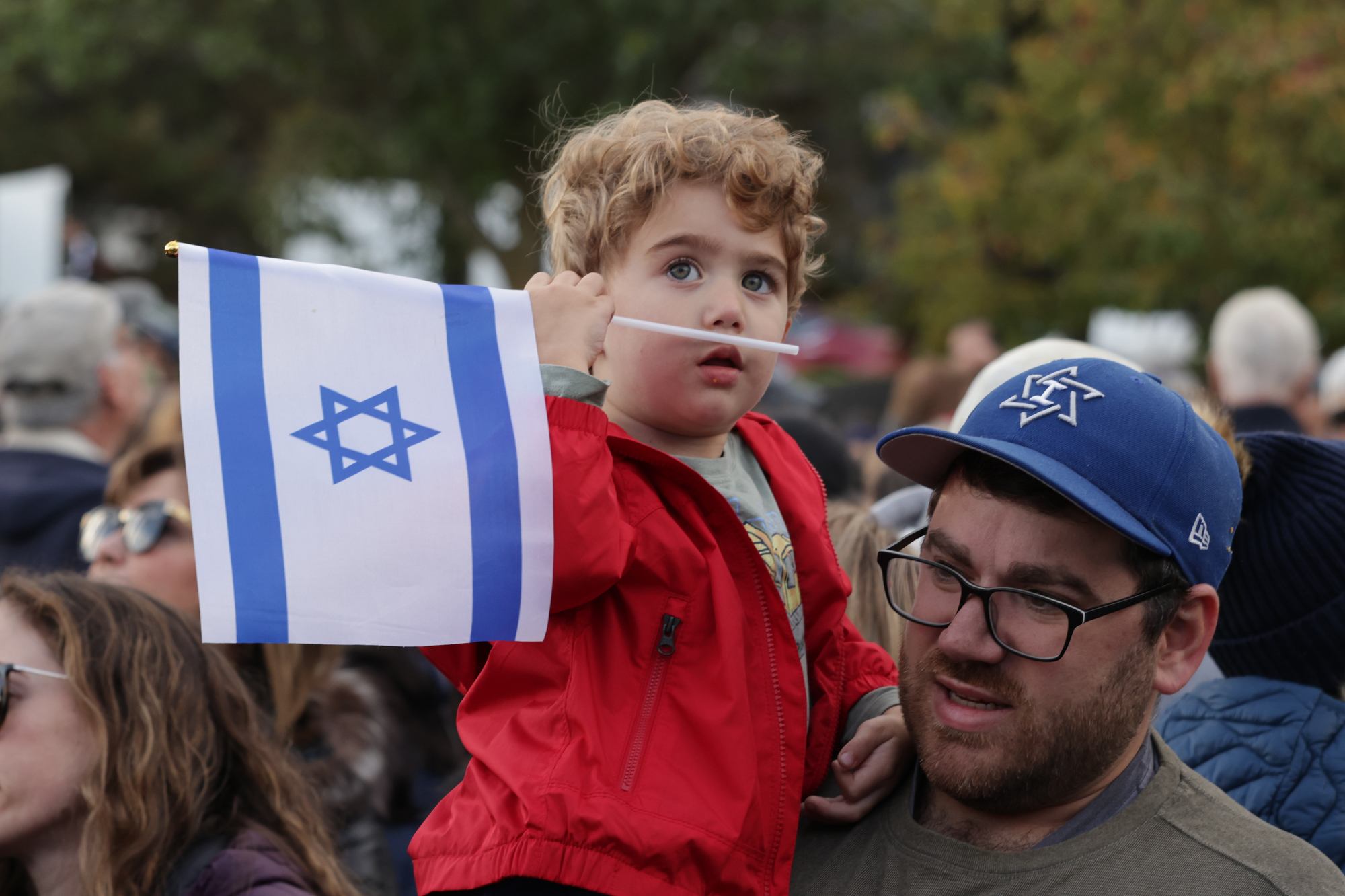 Rally for Israel at the Jewish Federation of Cleveland in Beachwood ...