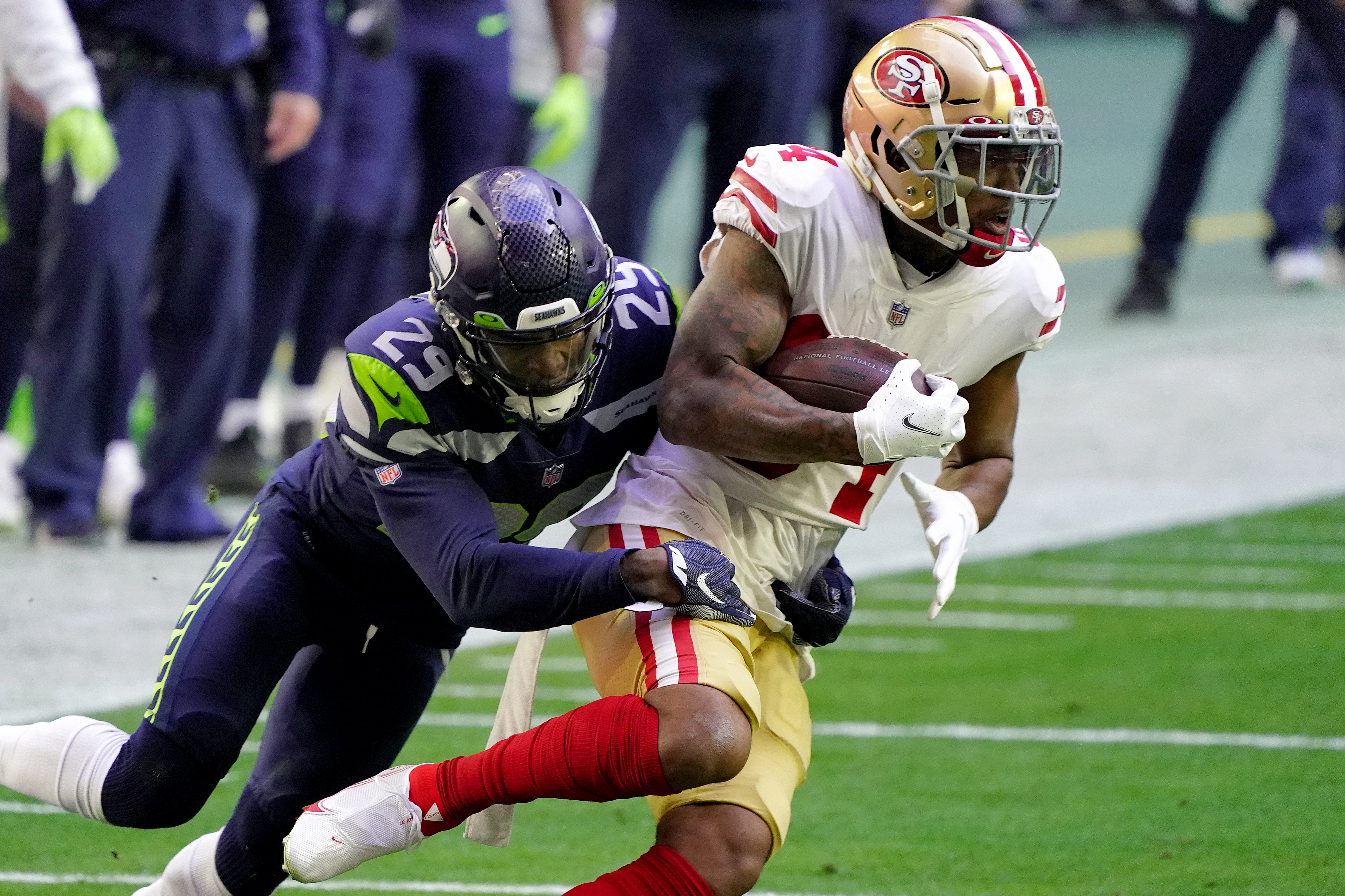 Seattle Seahawks stage fourth-quarter rally to defeat the San Francisco  49ers: Live updates recap, score, stats and more 