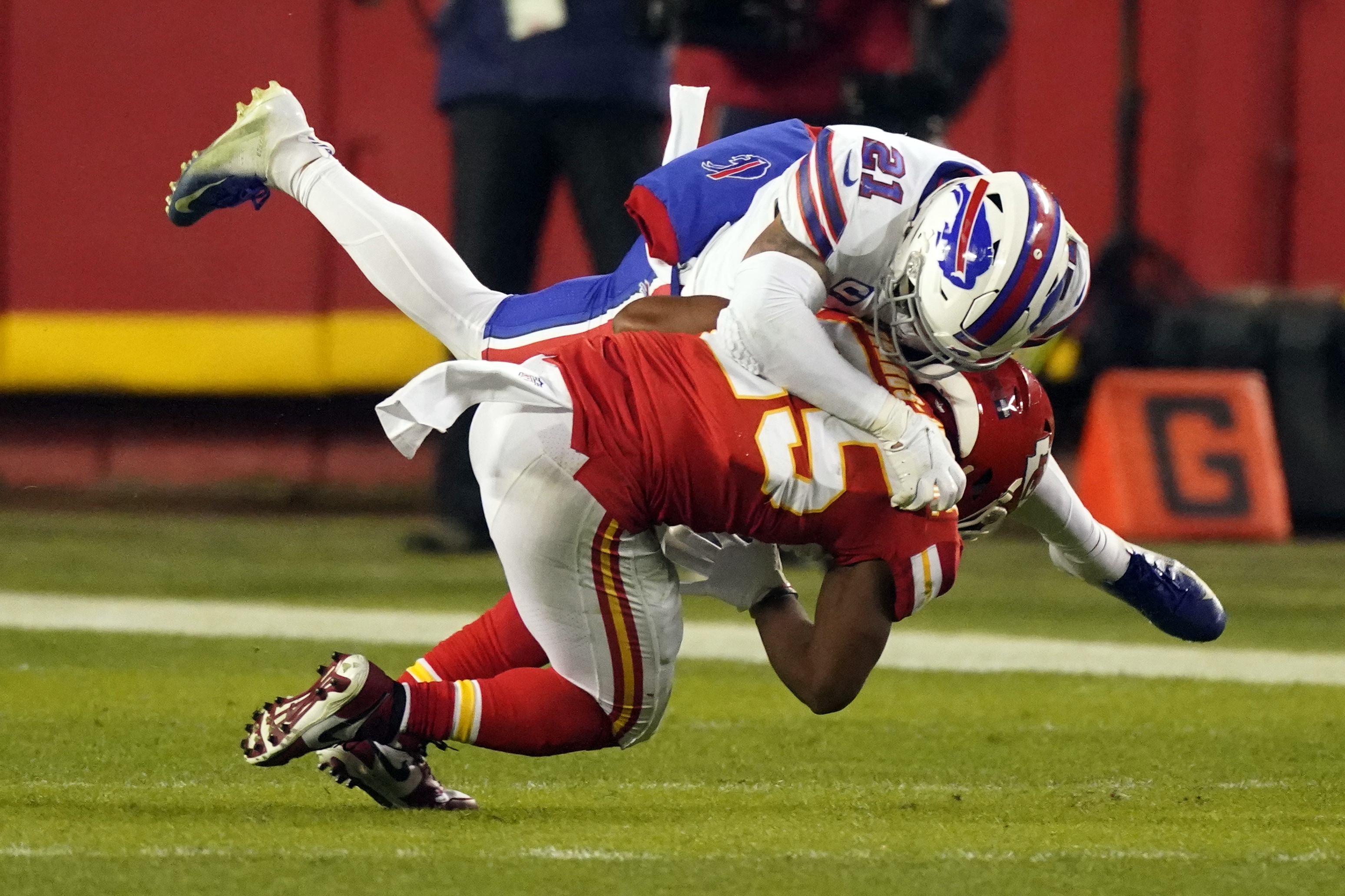 Emmanuel Sanders on Buffalo Bills' AFC title game loss to Chiefs: 'The  bruises are definitely there' 