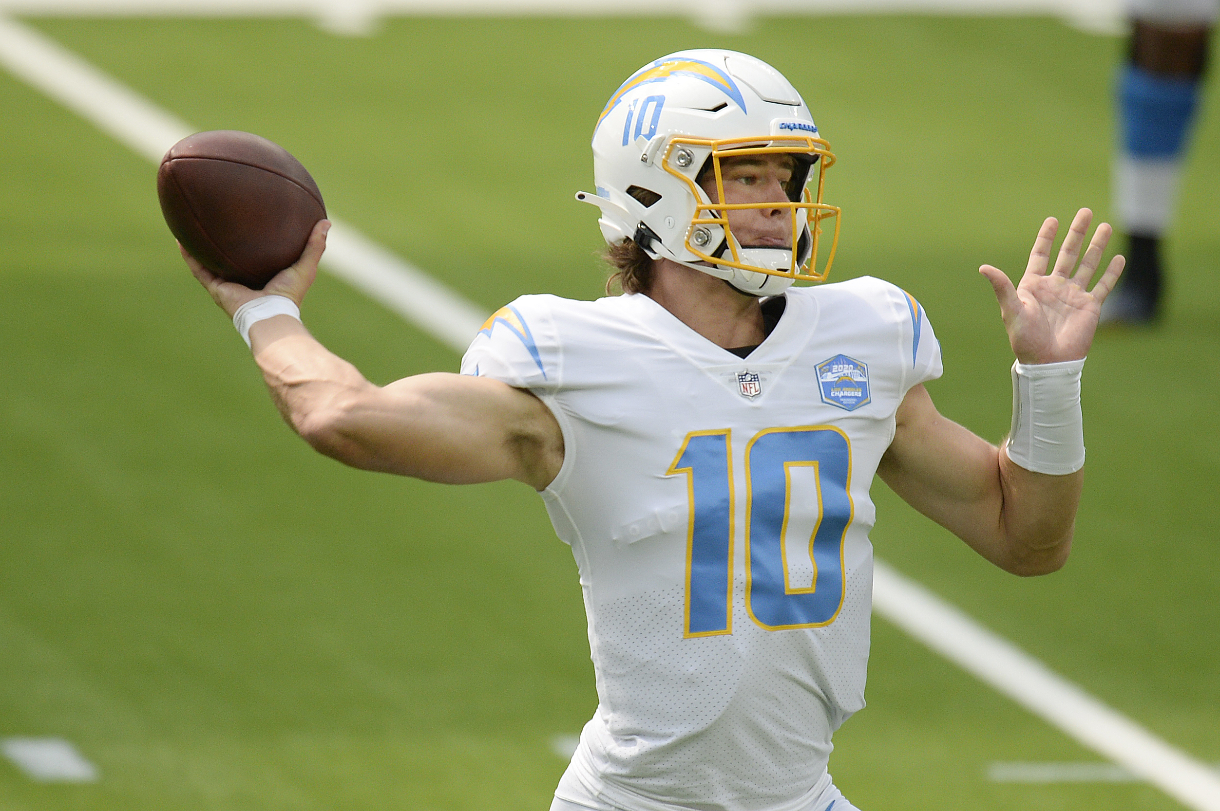 Watch: Justin Herbert set another NFL mark for the Los Angeles Chargers -  oregonlive.com
