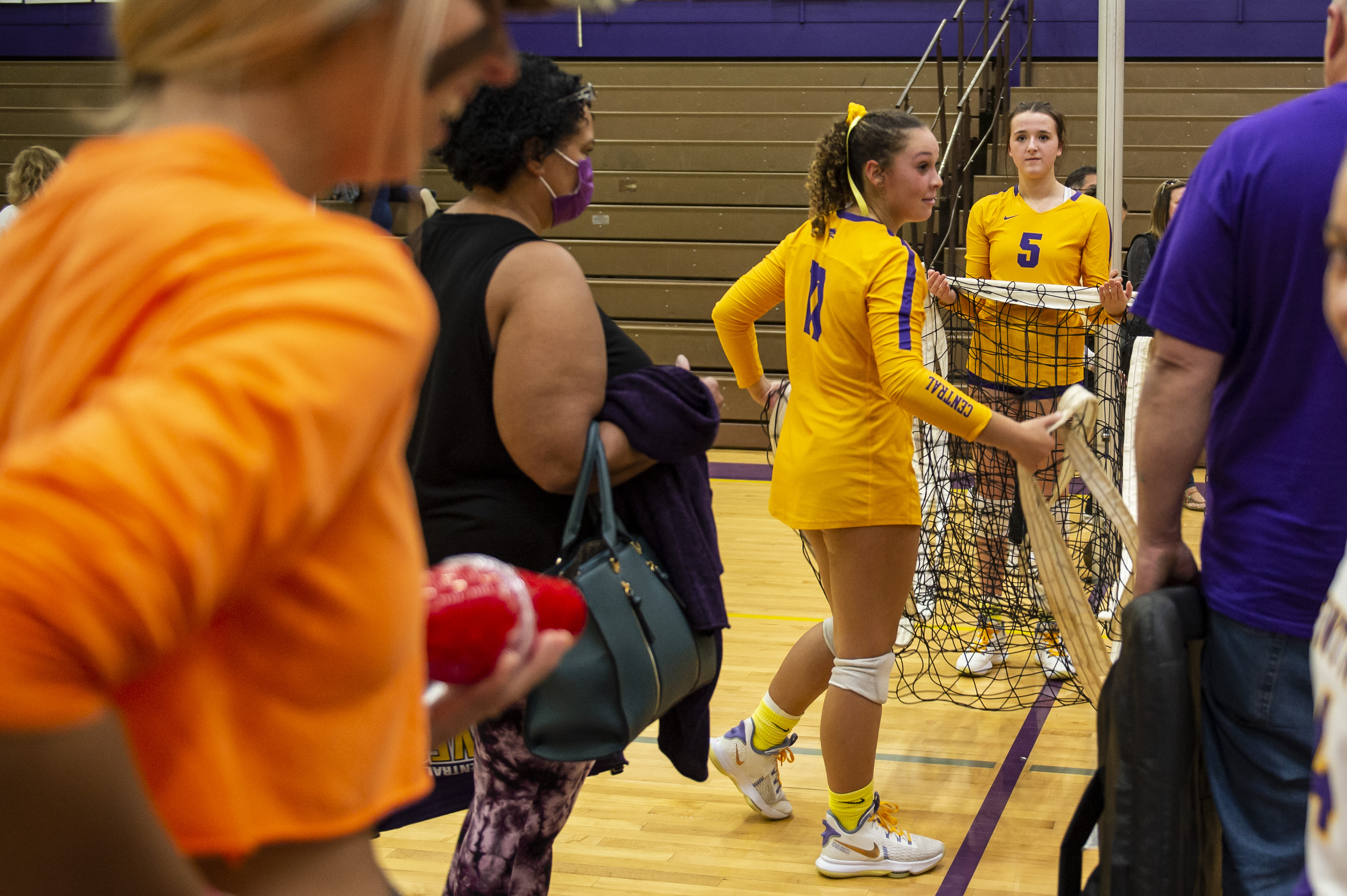 Bay City Central volleyball defeats Bay City Western - mlive.com