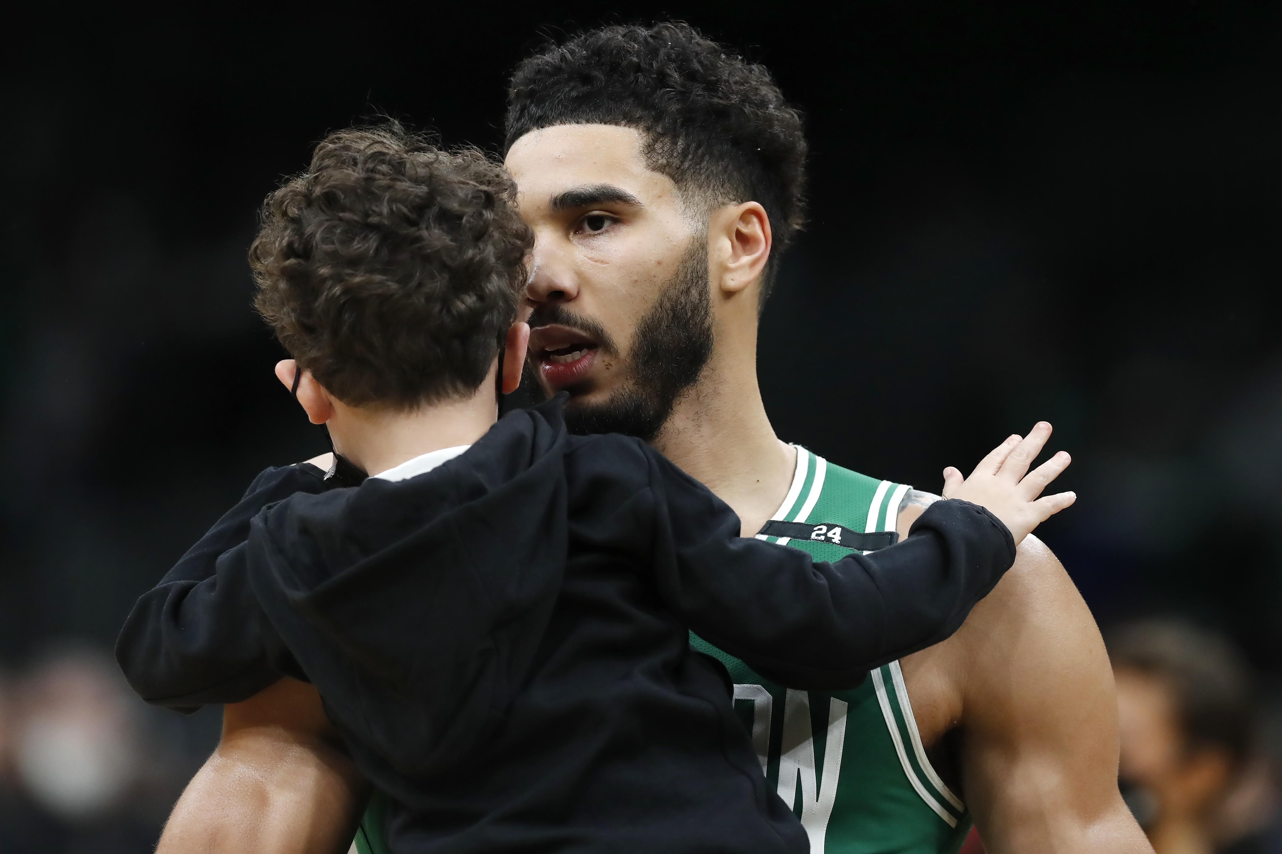 Celtics' Jayson Tatum savagely blocks son's shot: Video