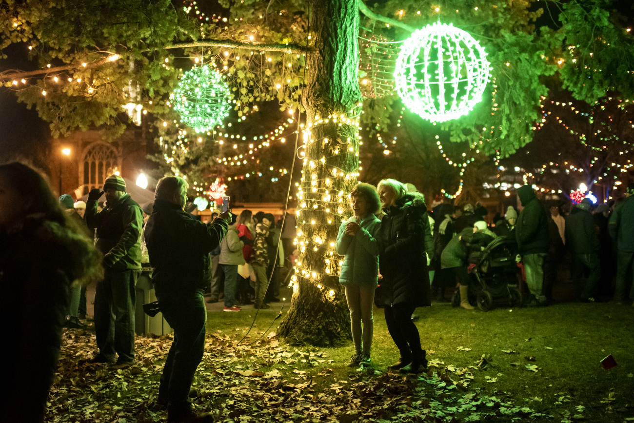 Kalamazoo S Annual Tree Lighting Ceremony Will Include Santa Reindeer Ice Sculpting And Hot Chocolate Mlive Com