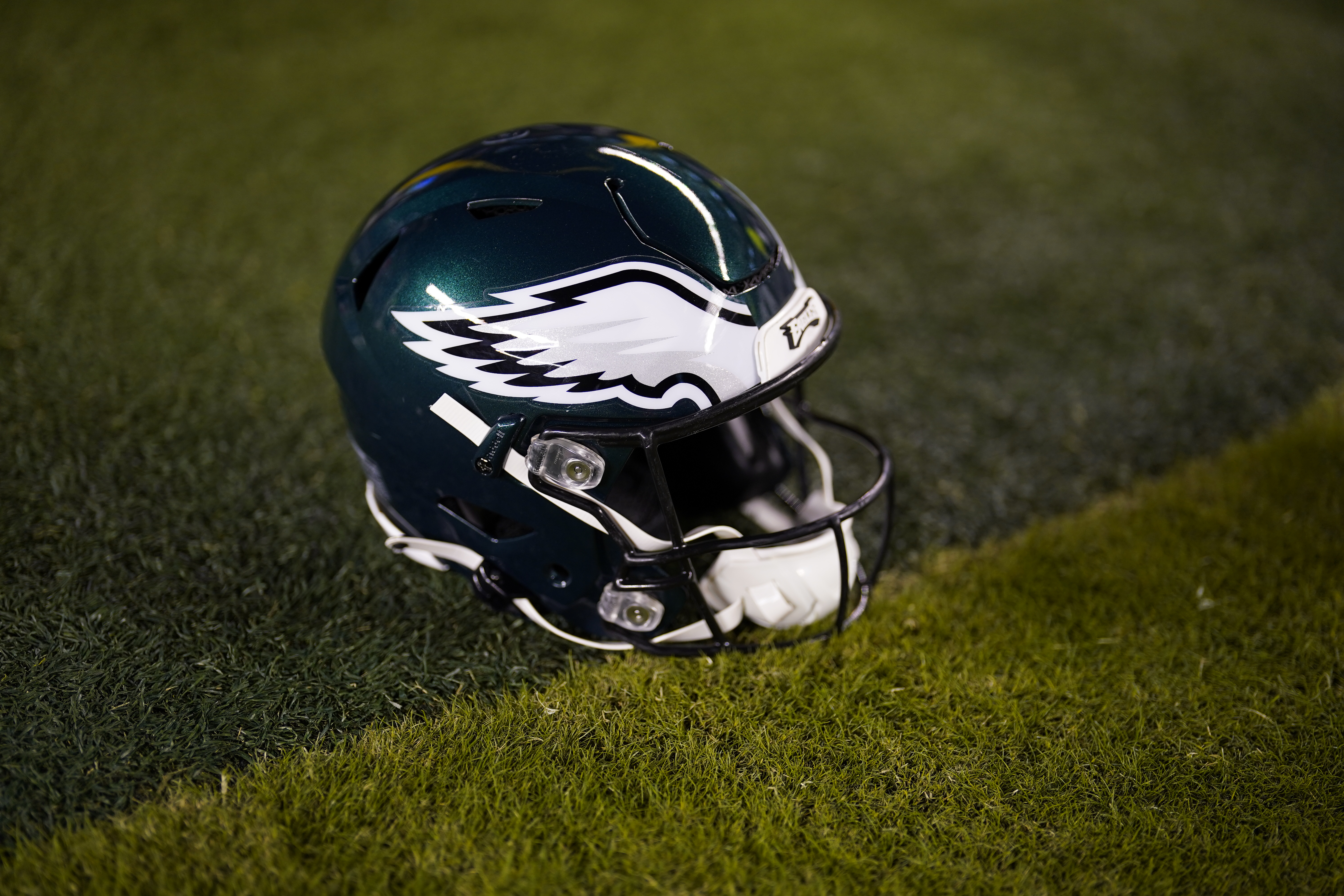Eagles jerseys, Super Bowl 2023: What color uniform will Philadelphia wear  in Super Bowl 57? - DraftKings Network