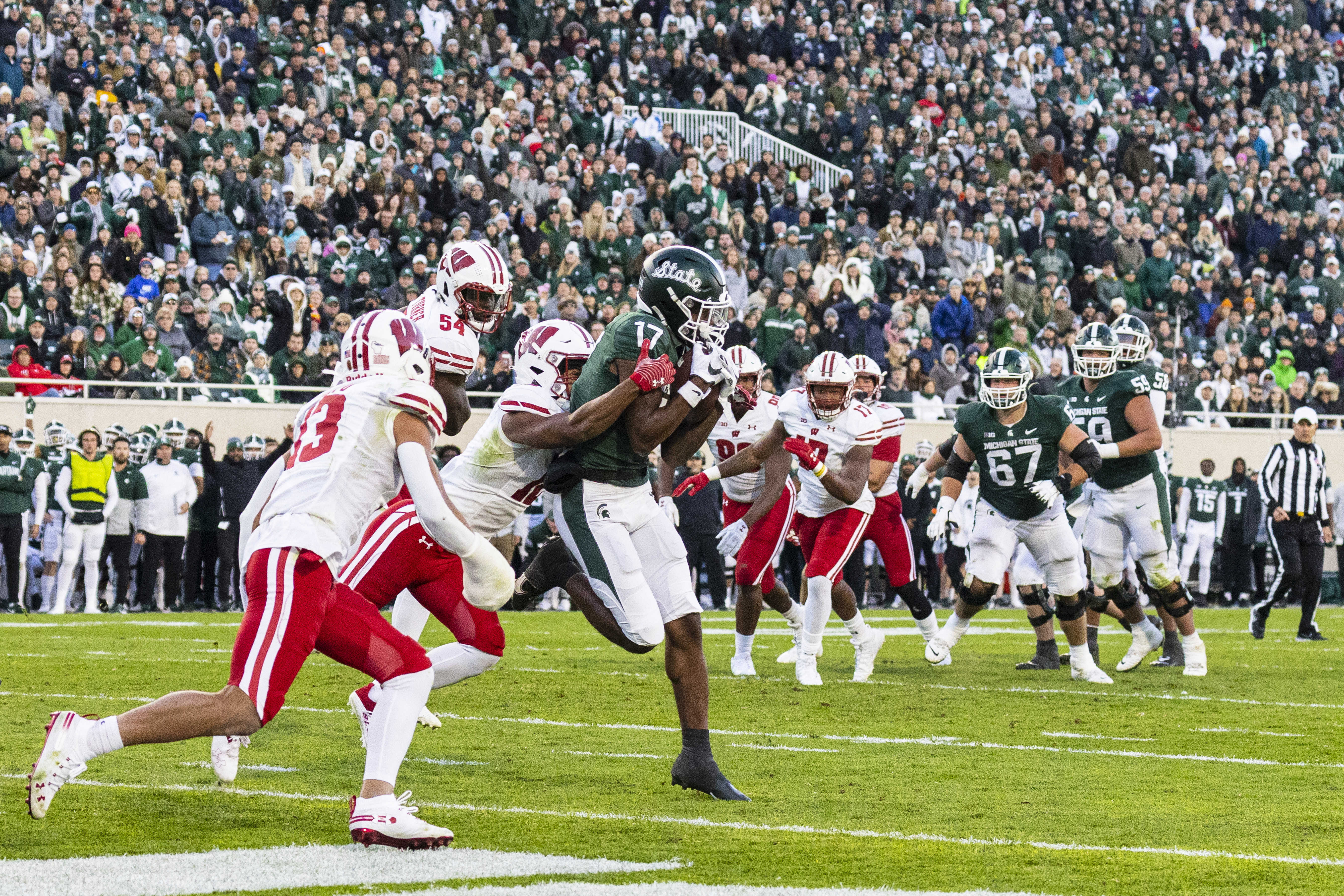 Wisconsin 2022 Fall Position Preview: Wide Receivers