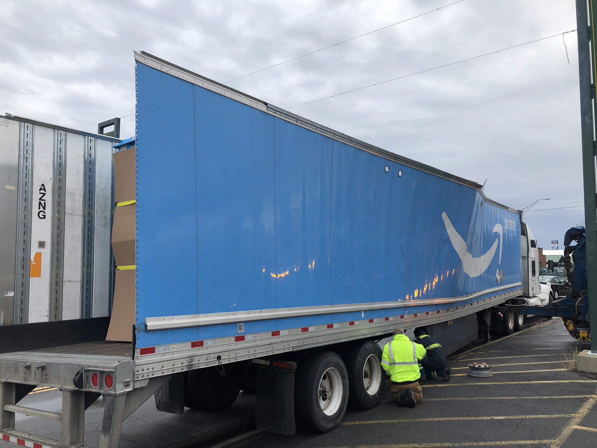 Amazon truck vs. Park Street bridge - syracuse.com