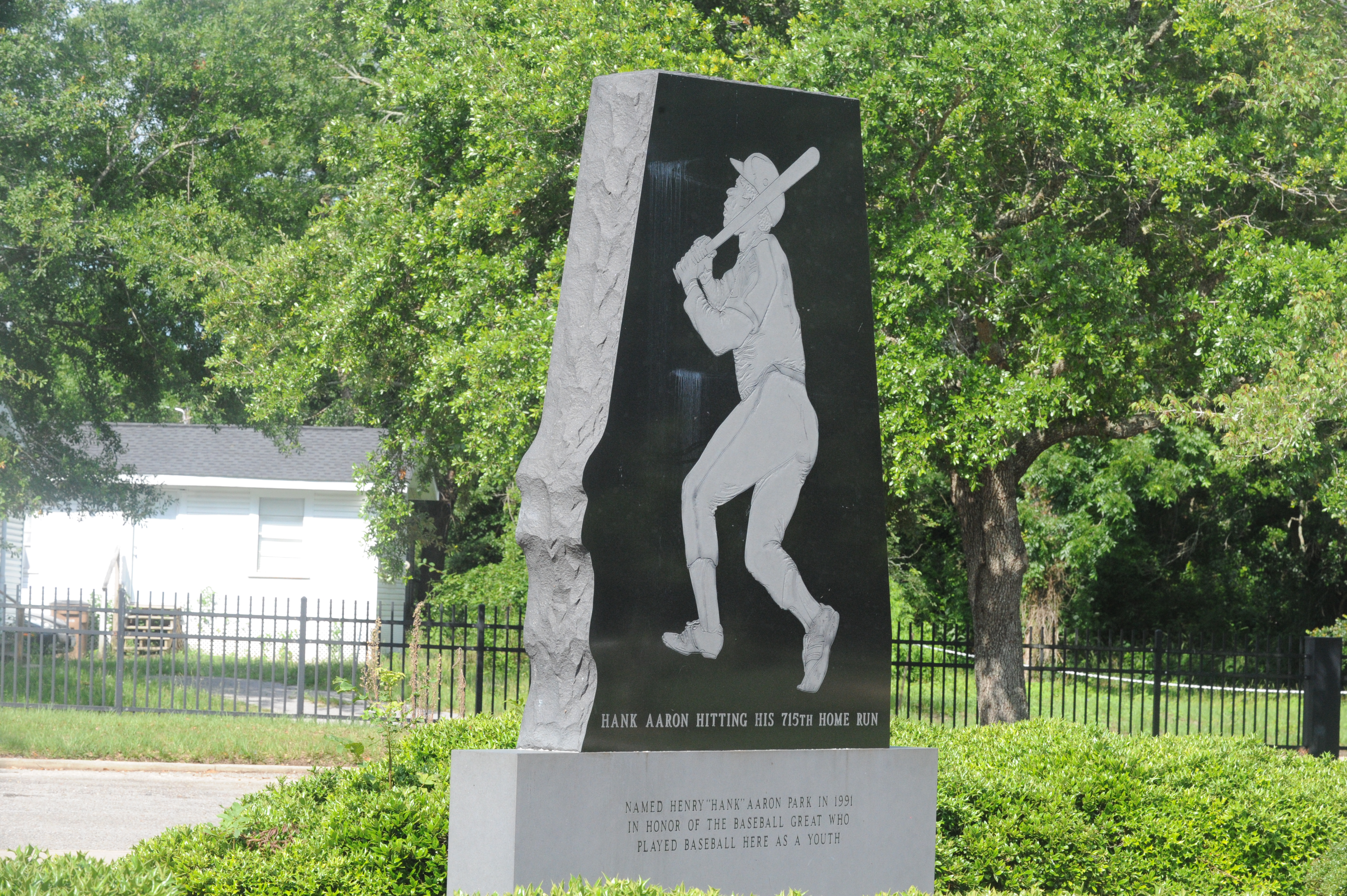 Hank Aaron memorial service details