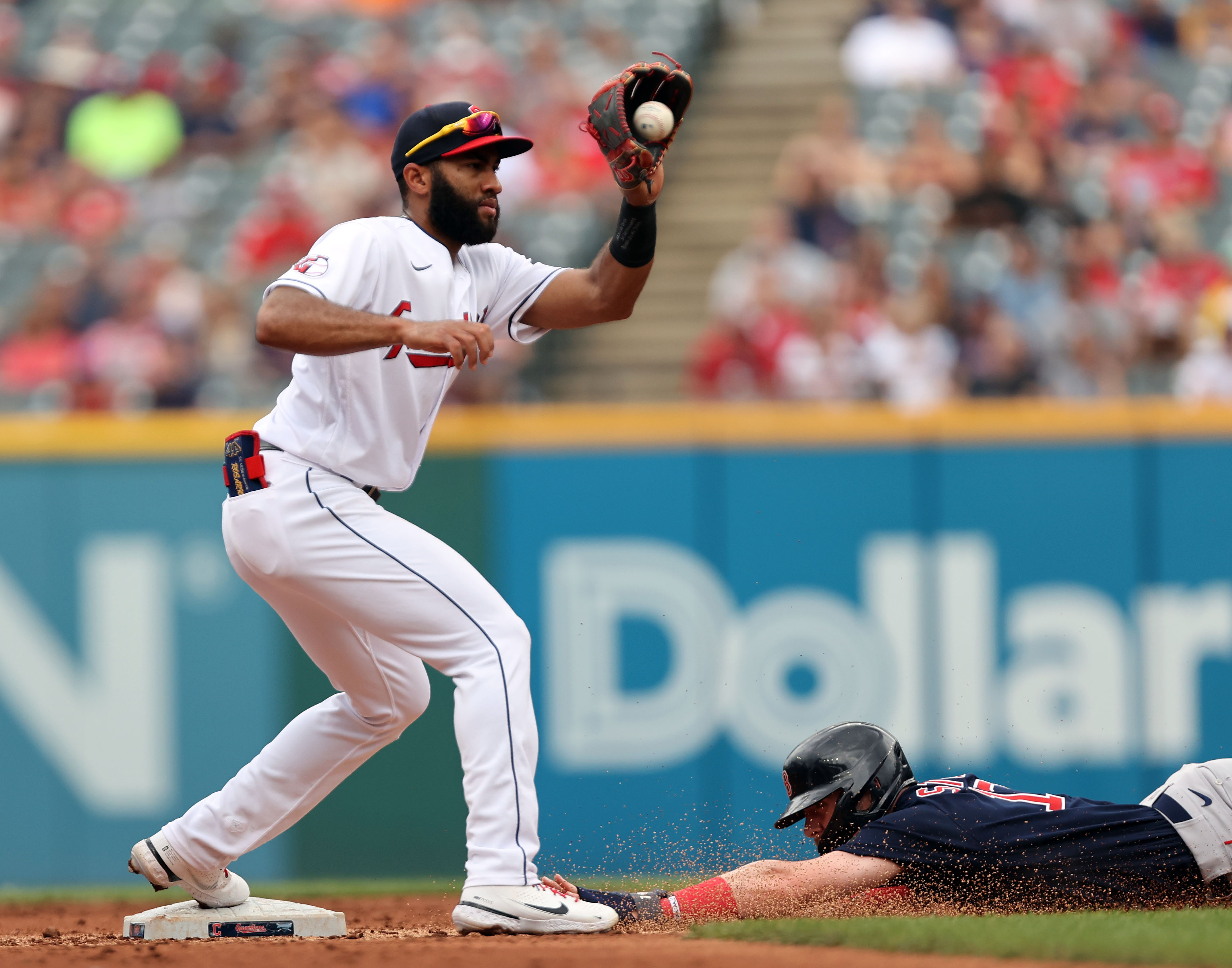 CLEVELAND, OH - JUNE 26: Boston Red Sox center fielder Jarren