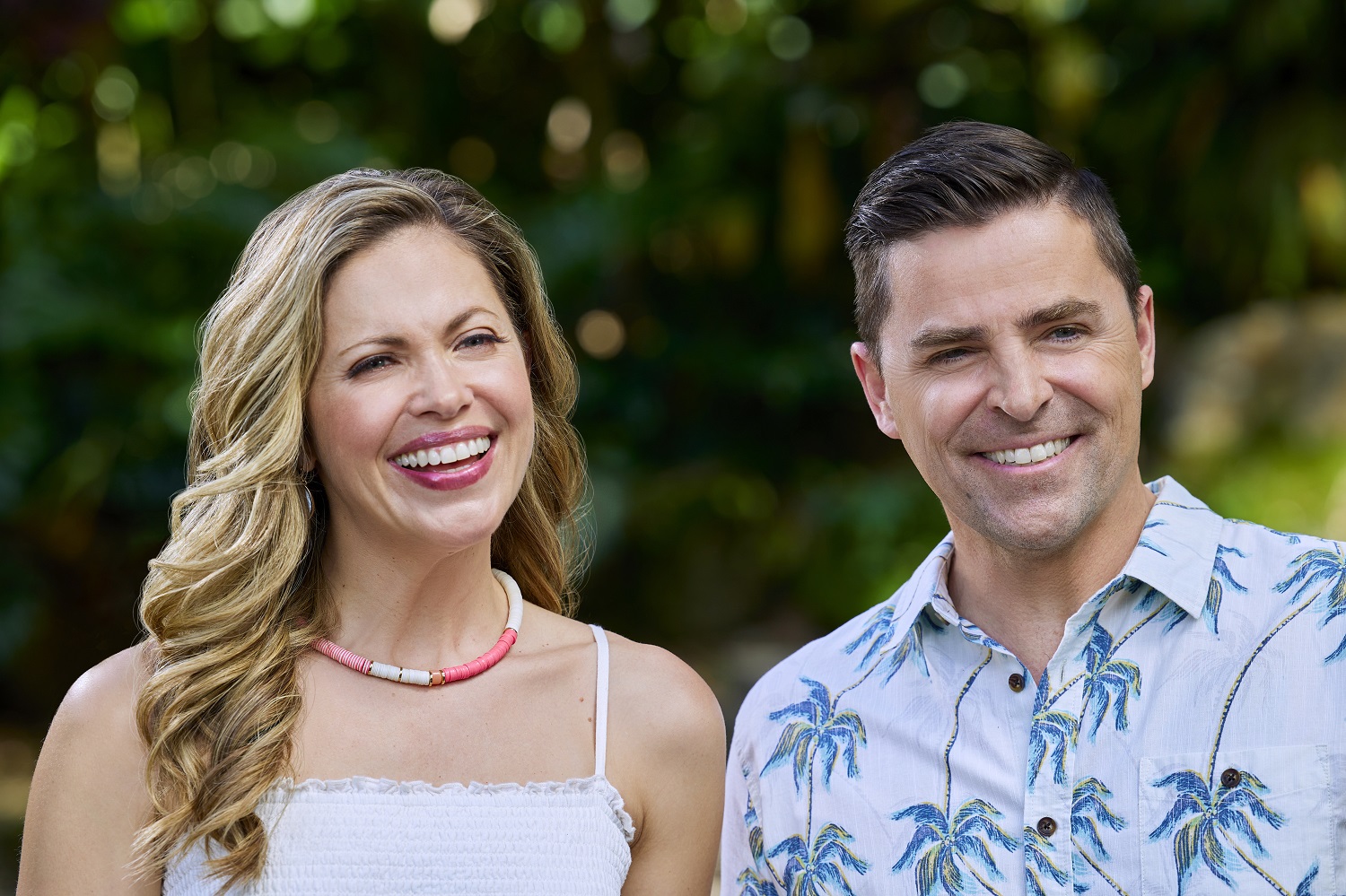 Pascale Hutton and Kavan Smith star in "You Had Me At Aloha" on H...