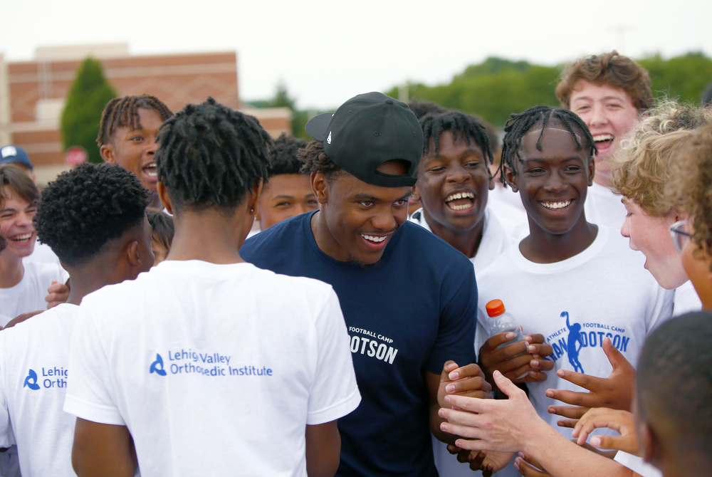 Jahan Dotson holds youth football camp in Palmer Township 