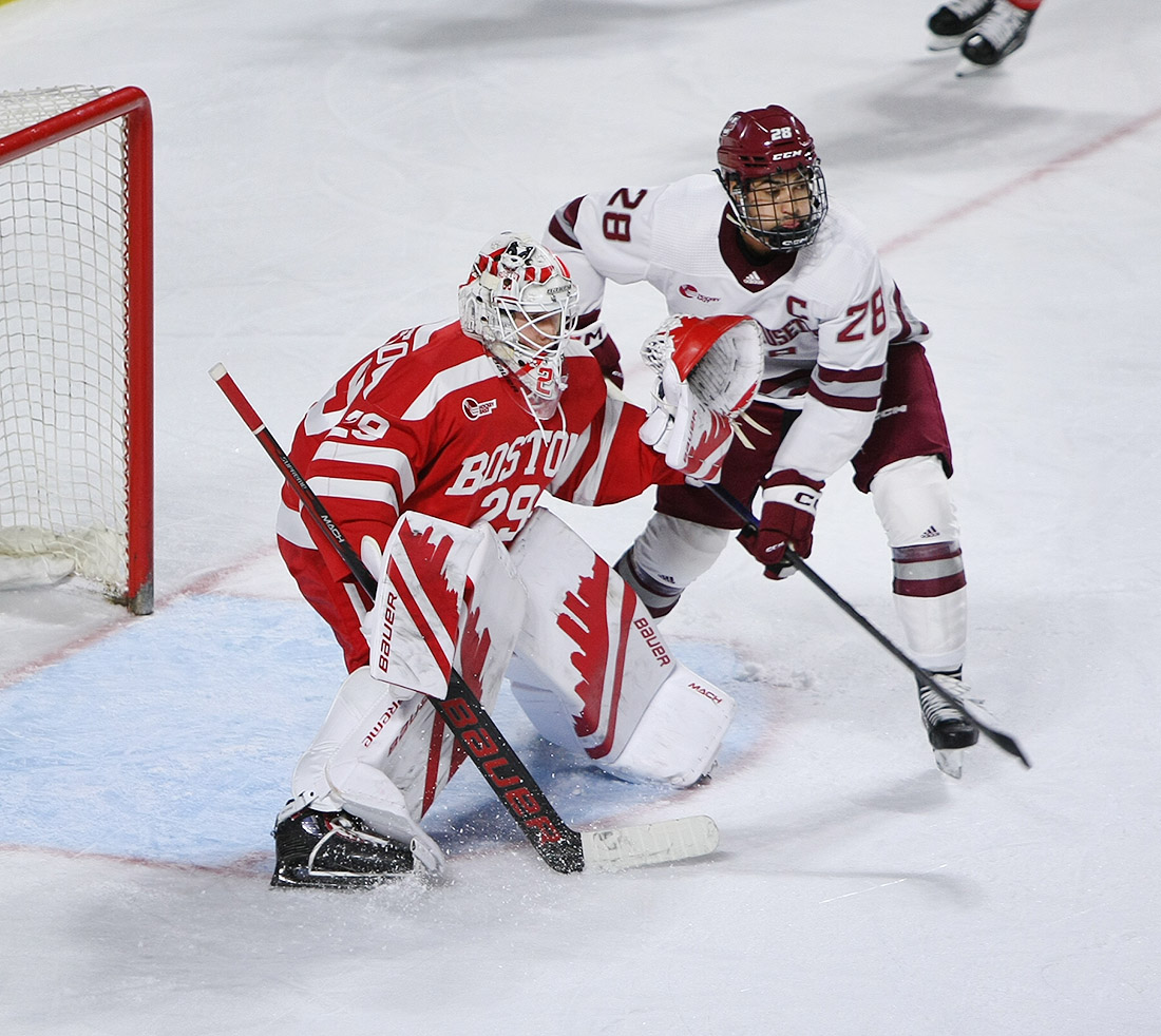 UMass Hockey Vs BU 11/11/22 - Masslive.com