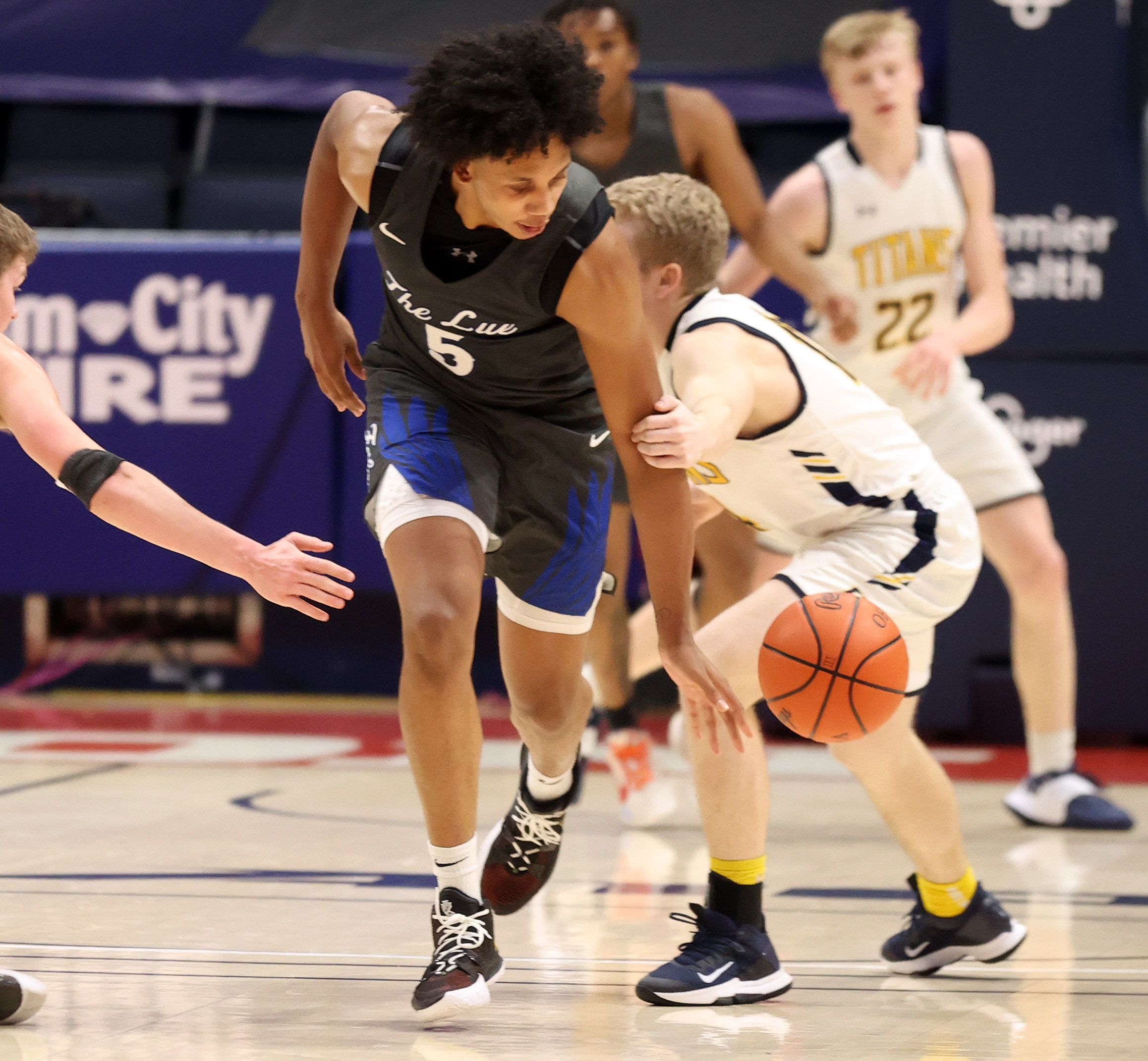 Lutheran East vs. Ottawa-Glandorf, OHSAA boys division III state ...
