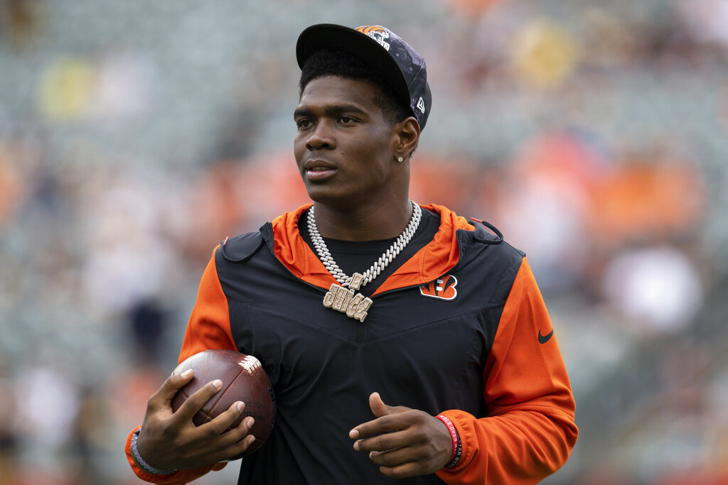 Bengals CB Cam Taylor-Britt passes crunchtime tests from Deshaun Watson,  Browns - The Athletic