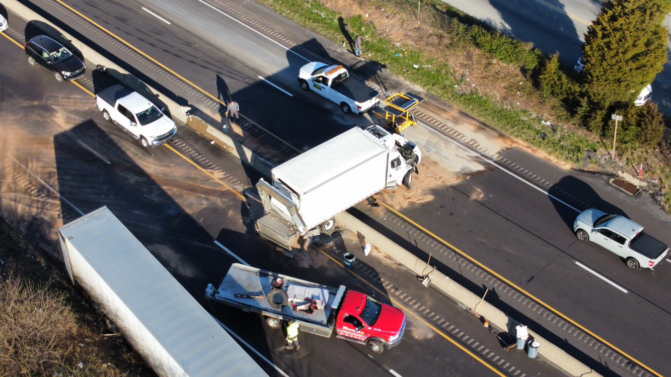 Multivehicle crash closes Route 22 in Lehigh County