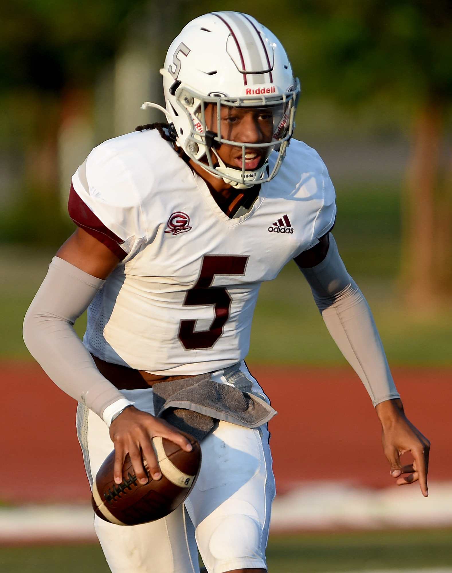 Gardendale vs. Parker football