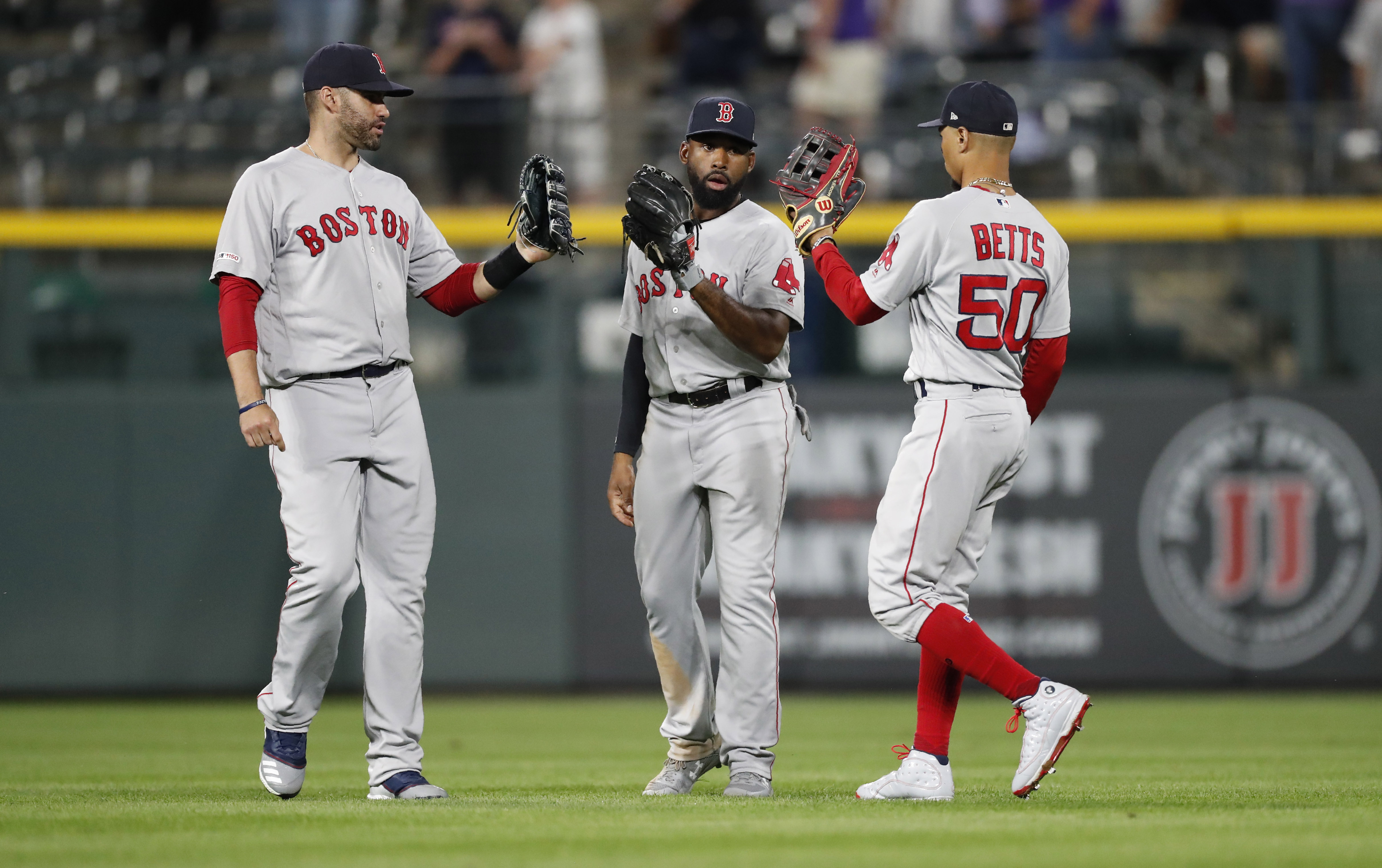 Jackie Bradley Jr. rumors: OF 'optimistic' about signing soon, J.D.  Martinez says, 'He's got a couple offers and is waiting for someone to take  that next step' 