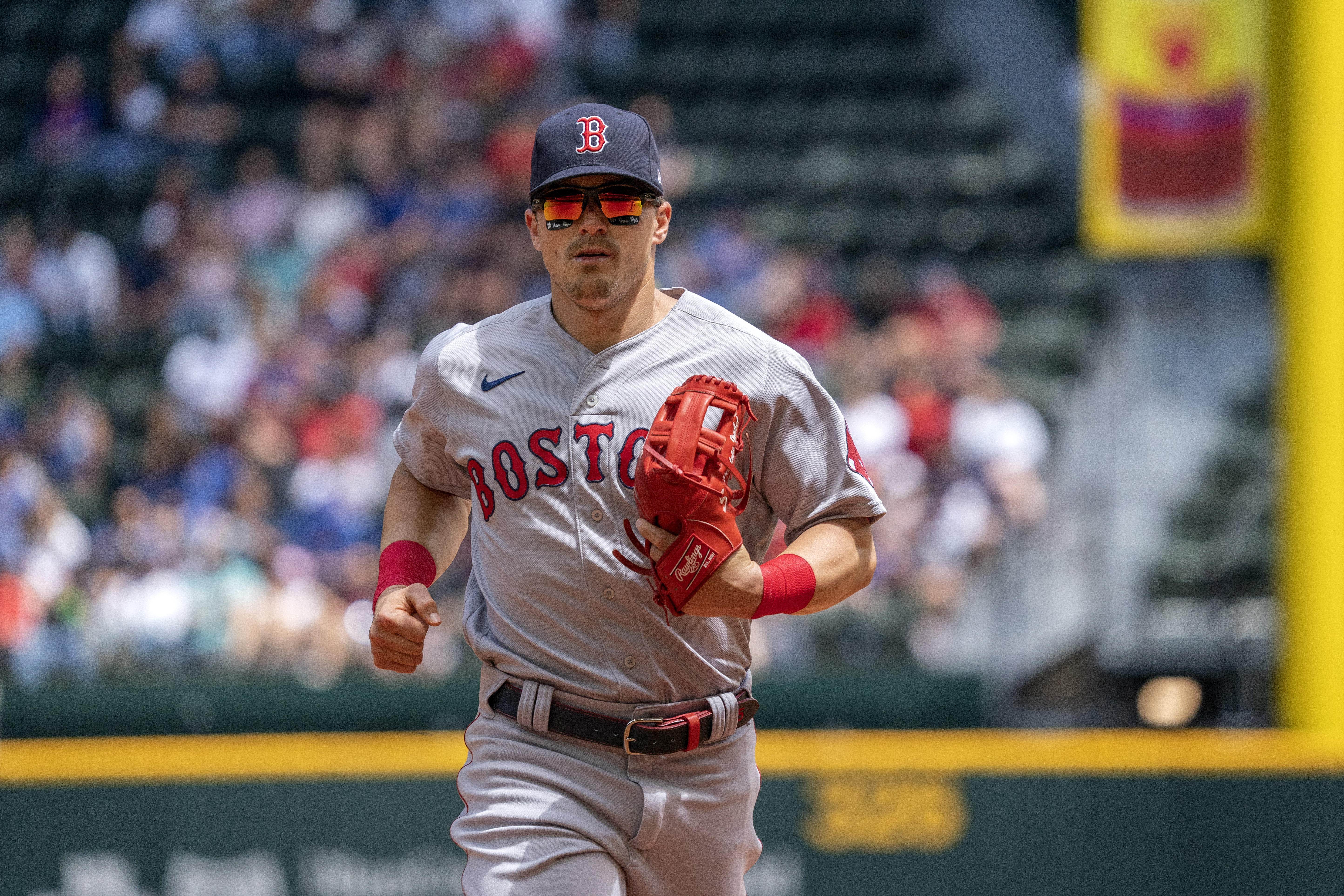 Boston Red Sox's Kiké Hernández makes 'one of the best plays I've seen,'  Alex Cora says 