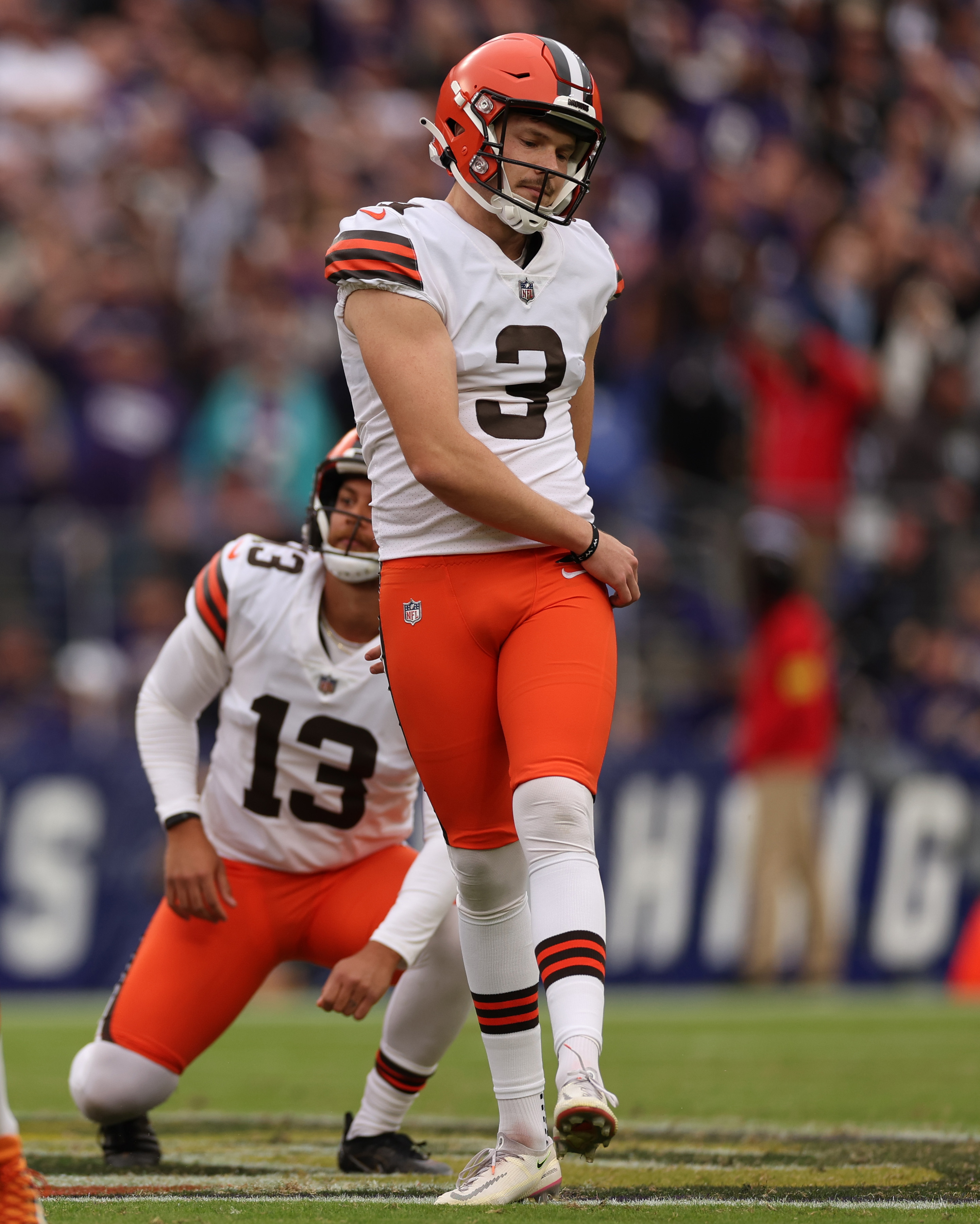 Cleveland Browns kicker Cade York's blocked field goal attempt for a tie  against Baltimore Ravens 