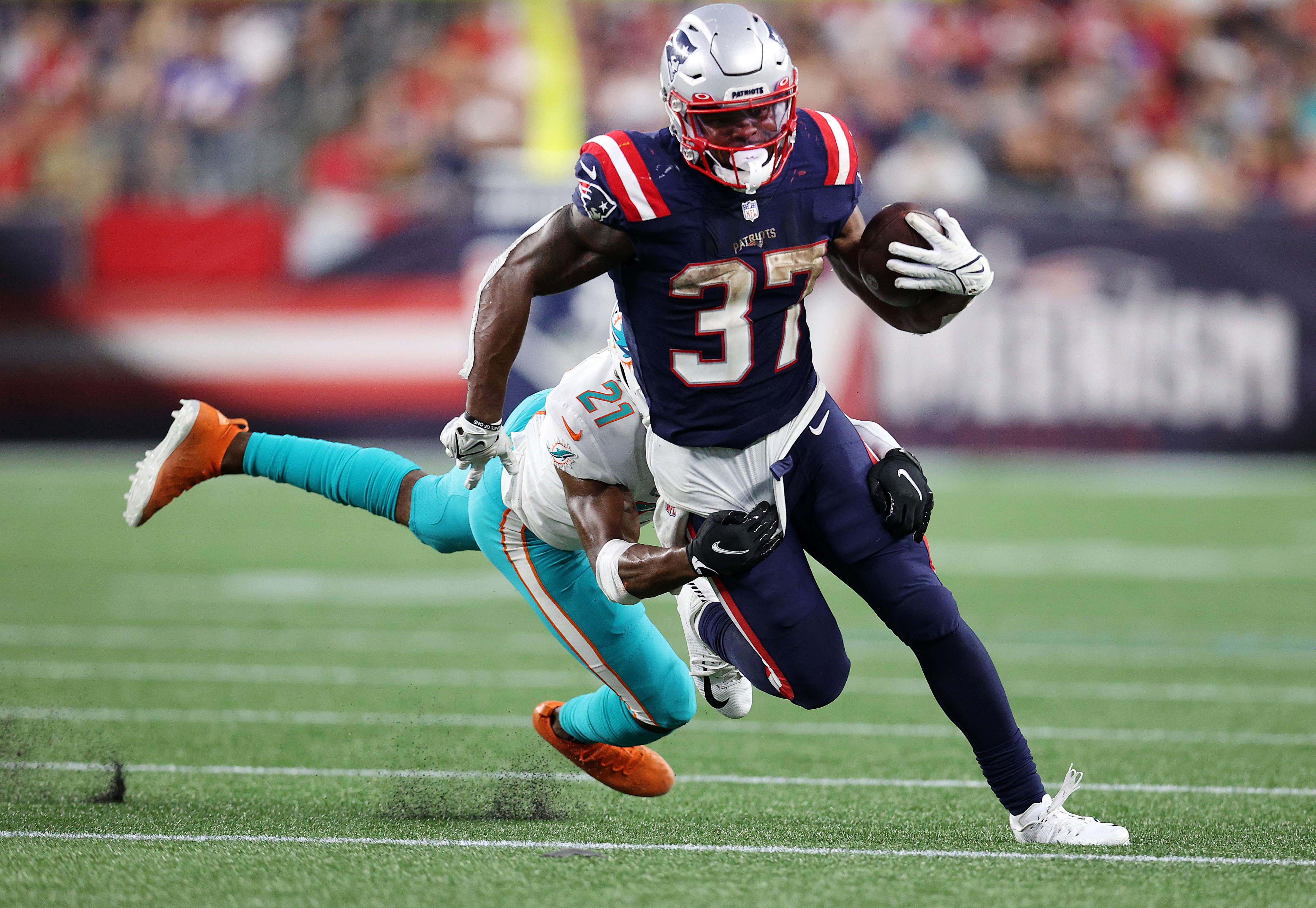 New England Patriots fumble away game, waste Mac Jones' impressive debut in  loss to Miami Dolphins 