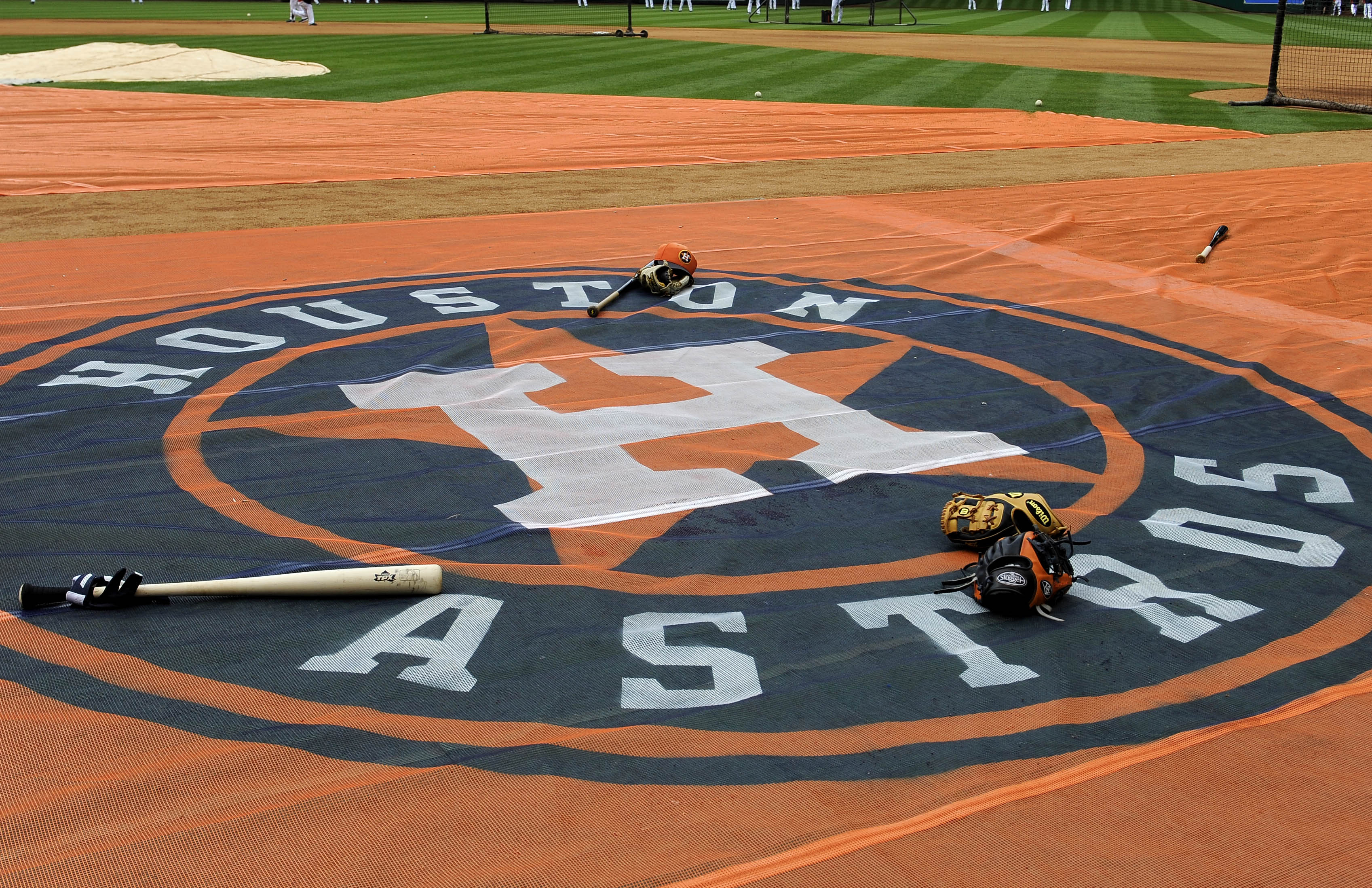 Trade Wars — The Yankees Are Fooling Themselves If They Think They've  Passed the Astros With Hyped Deadline Deals