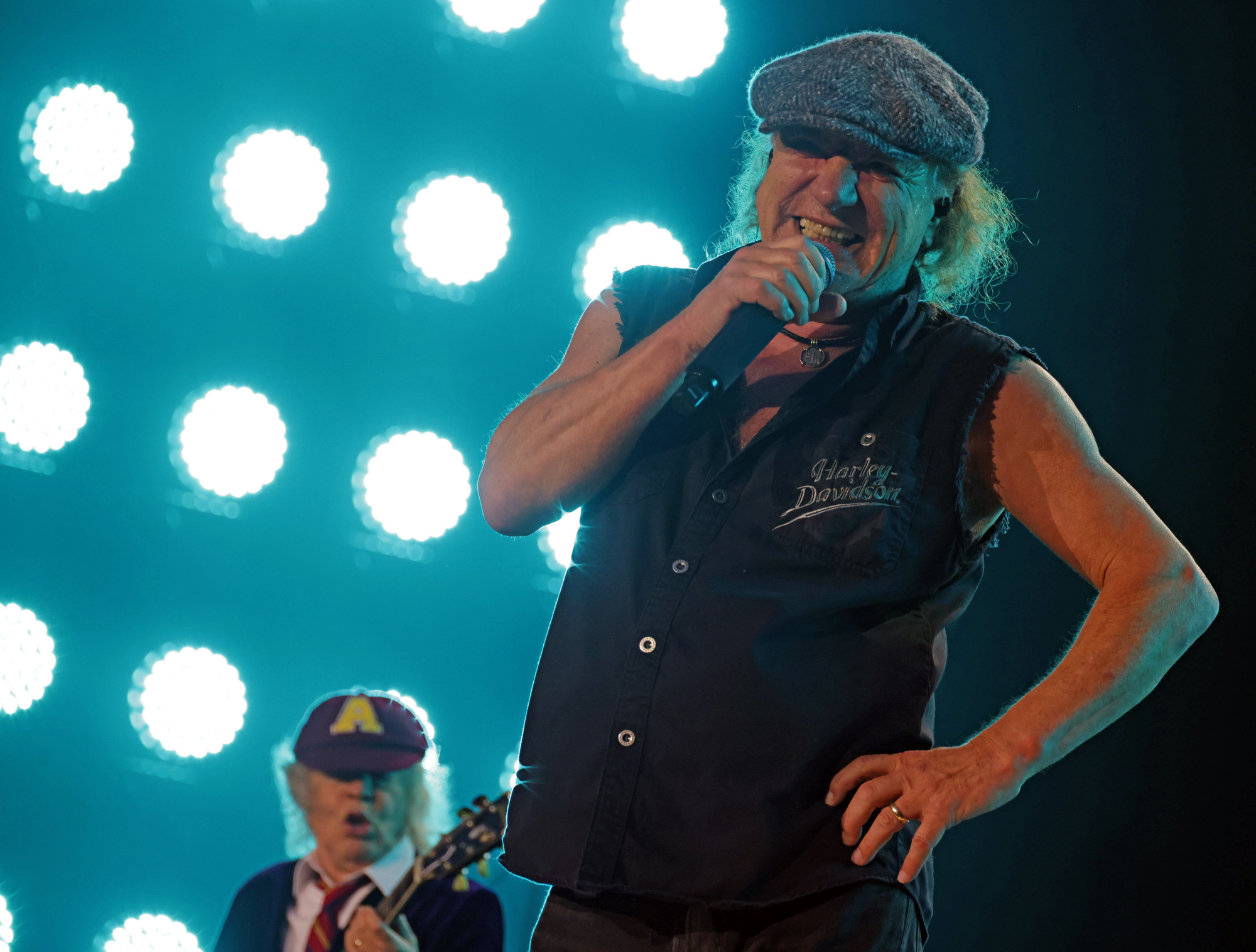 AC/DC closes out US Power Up 2025 tour in Cleveland - cleveland.com