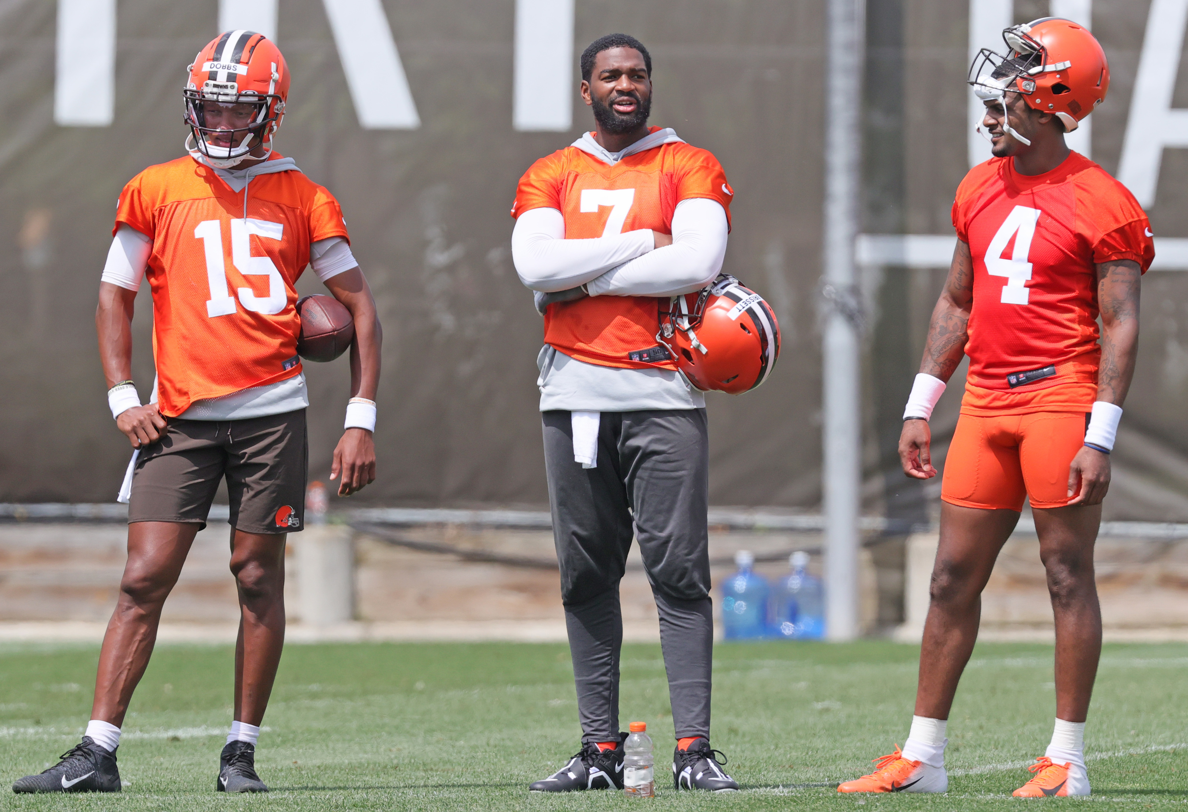 Jacoby Brissett 'Ready to Go' As Browns Starting QB During Deshaun Watson  Suspension - Sports Illustrated